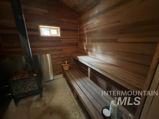 1139 Ove Creek Ln, Orofino, Idaho 83544, 2 Bedrooms, 1.5 Bathrooms, Residential For Sale, Price $699,000, 98979060