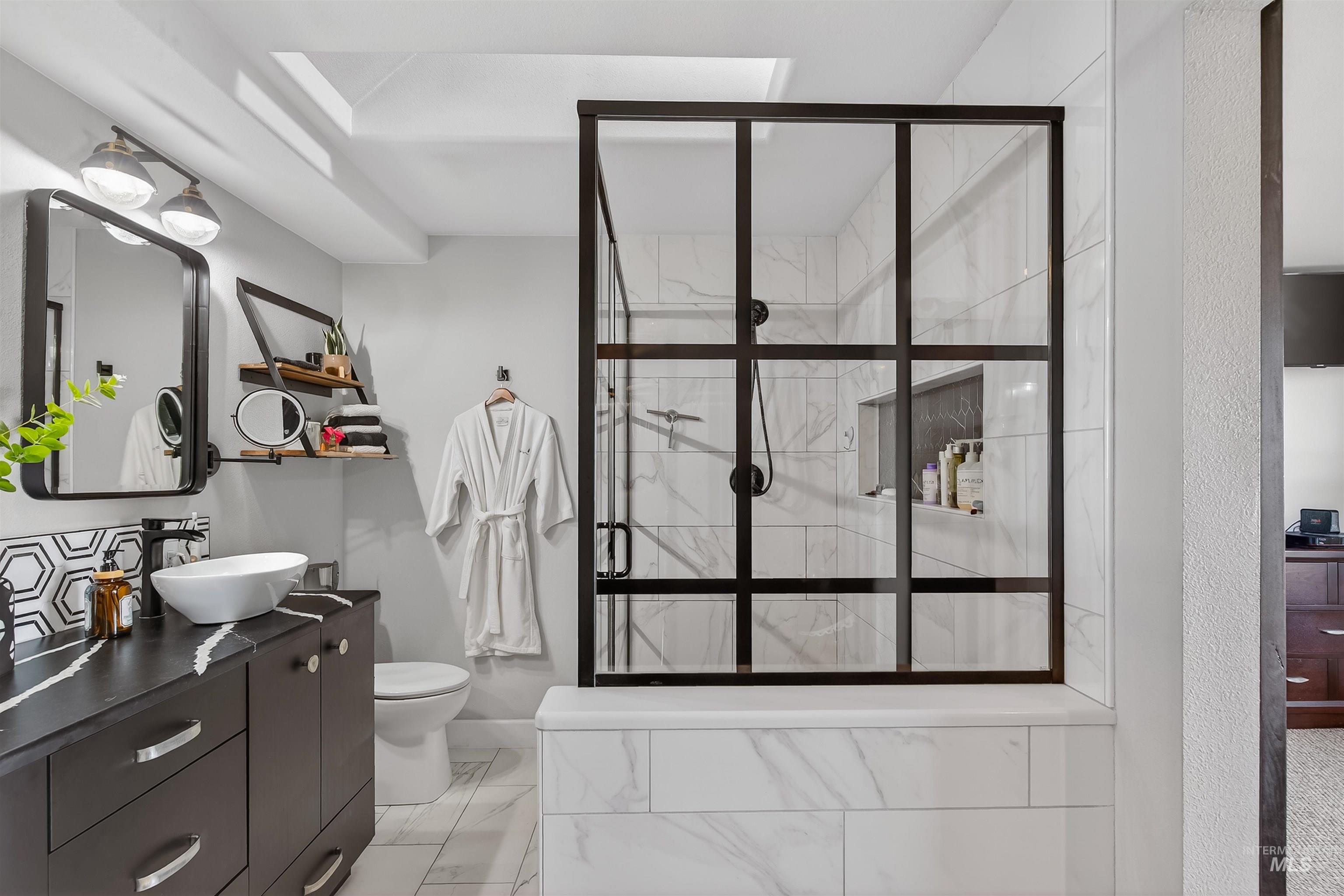 526 Valley Vista Blvd, Lewiston, Idaho 83501-0000, 3 Bedrooms, 3 Bathrooms, Residential For Sale, Price $525,000,MLS 98979062