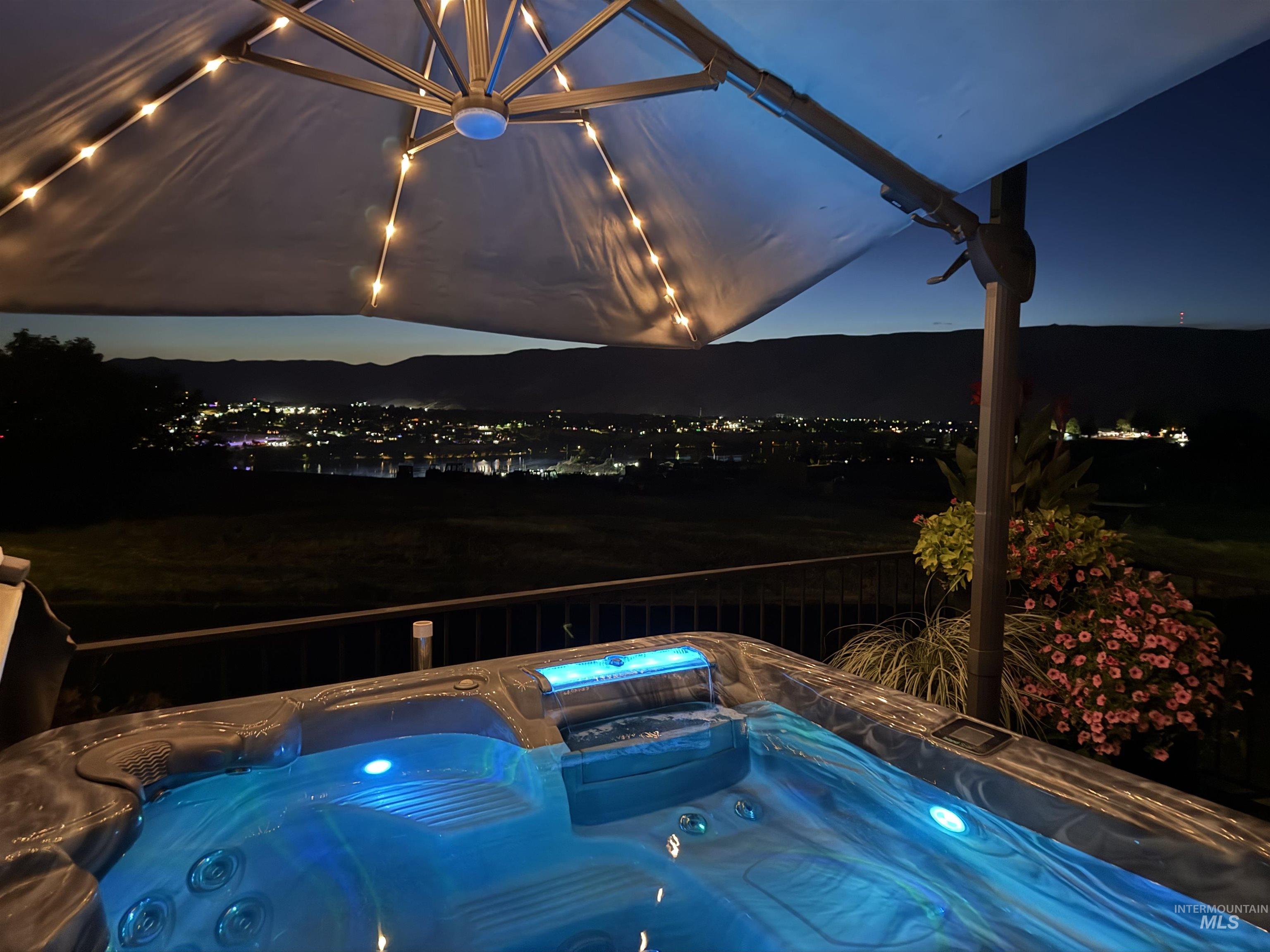 526 Valley Vista Blvd, Lewiston, Idaho 83501, 3 Bedrooms, 3 Bathrooms, Residential For Sale, Price $465,000,MLS 98979062