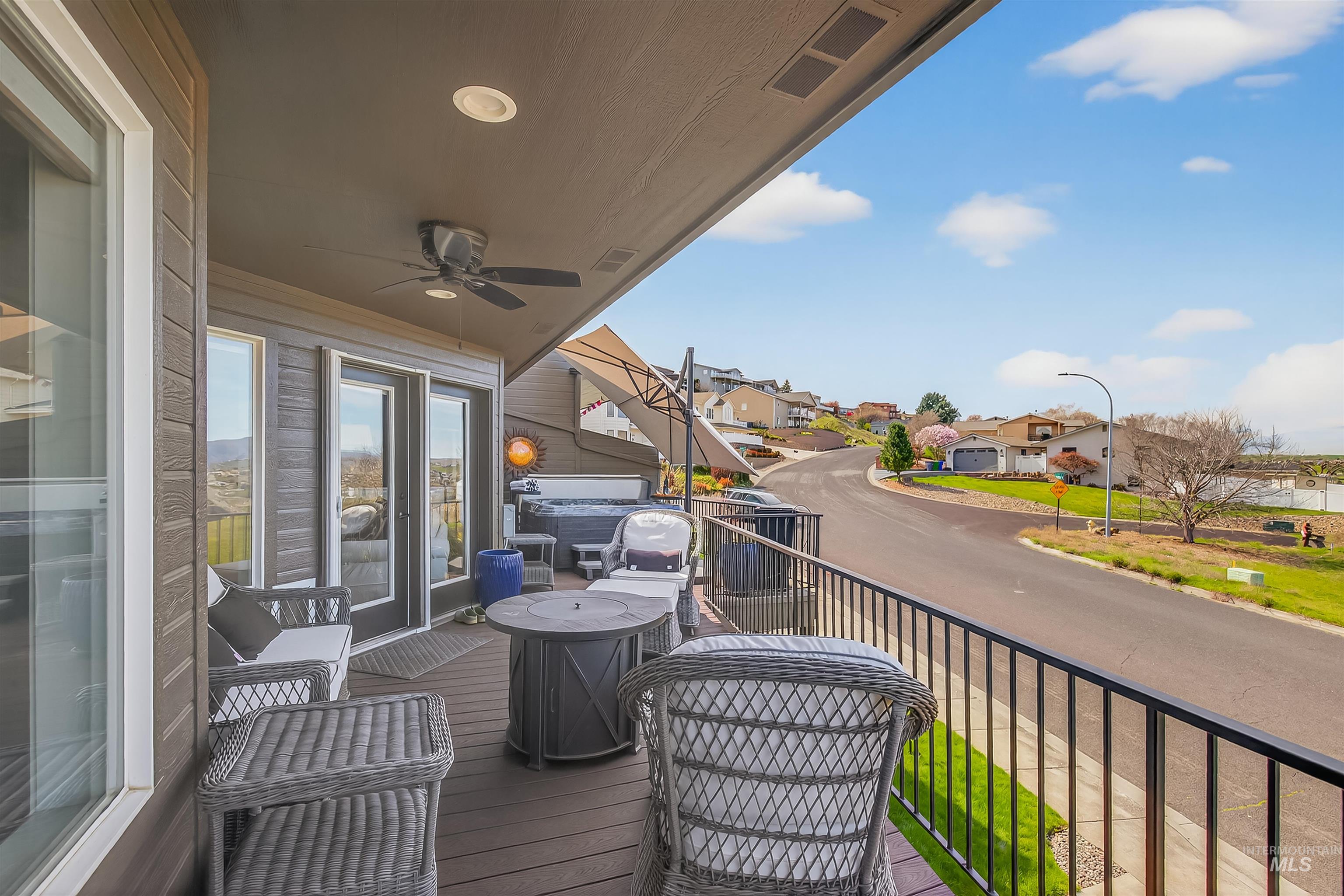 526 Valley Vista Blvd, Lewiston, Idaho 83501-0000, 3 Bedrooms, 3 Bathrooms, Residential For Sale, Price $525,000,MLS 98979062