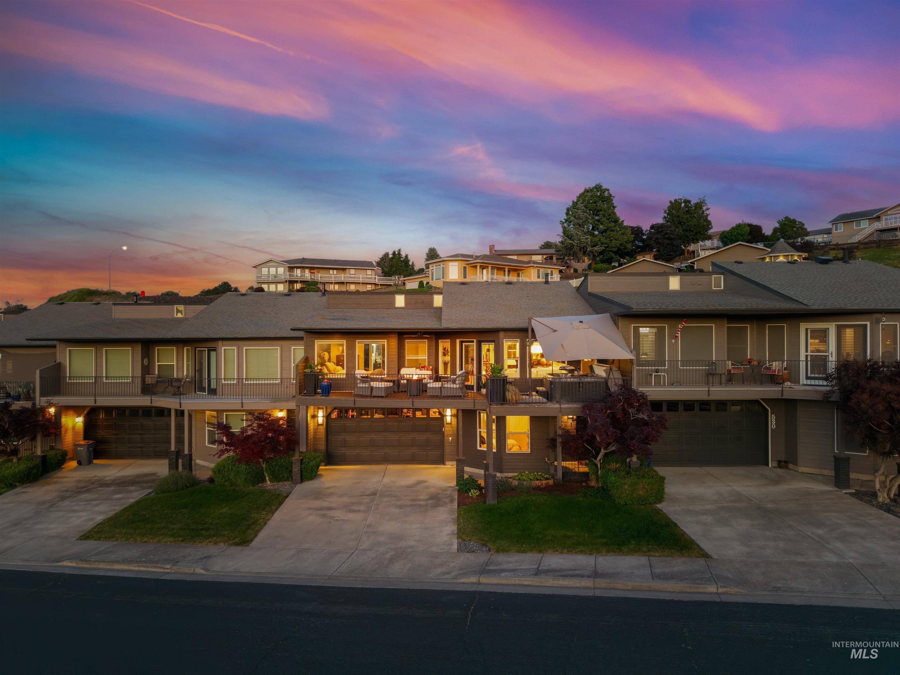 526 Valley Vista Blvd, Lewiston, Idaho 83501-0000, 3 Bedrooms, 3 Bathrooms, Residential For Sale, Price $495,000, 98979062