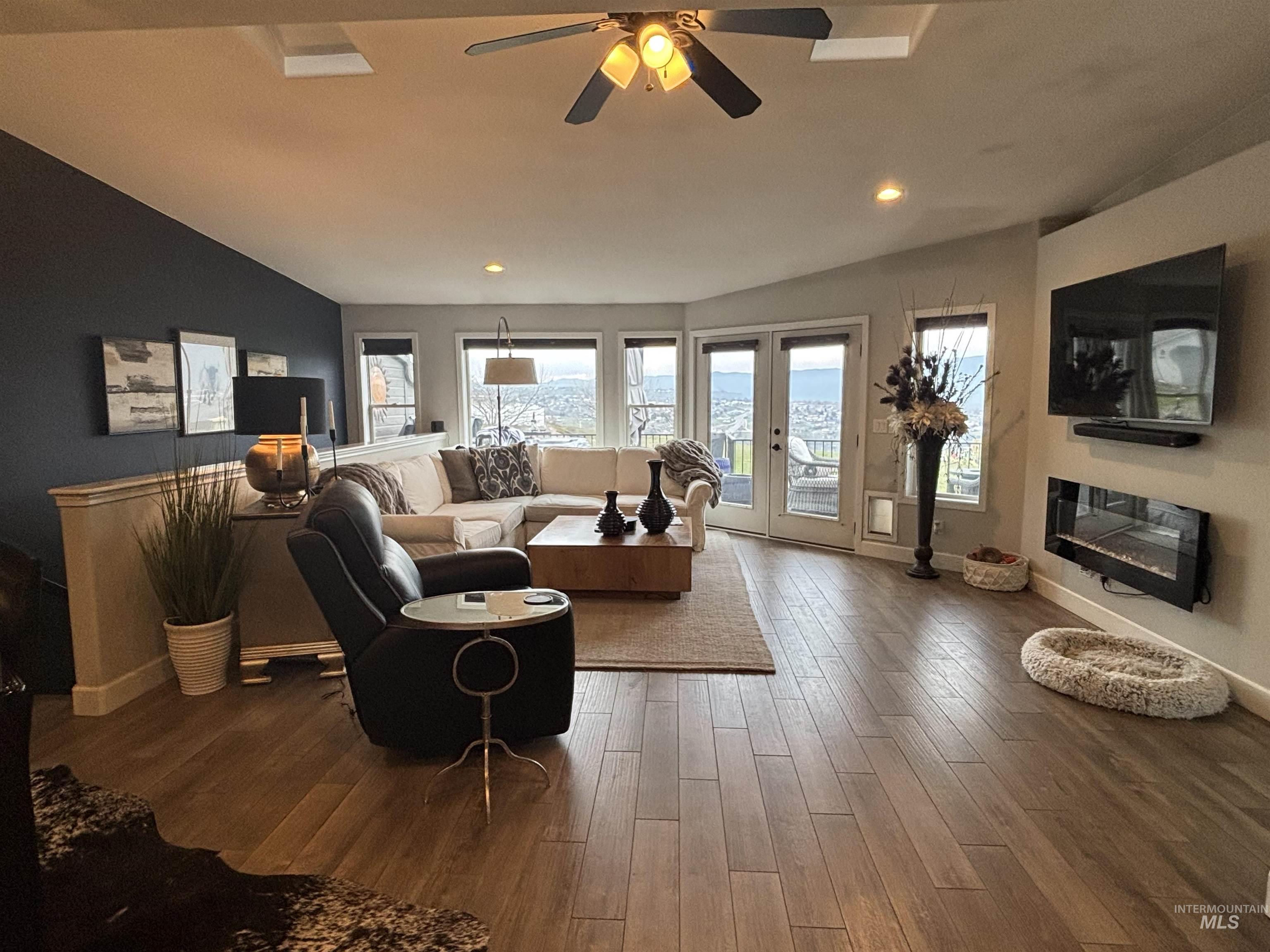 526 Valley Vista Blvd, Lewiston, Idaho 83501-0000, 3 Bedrooms, 3 Bathrooms, Residential For Sale, Price $525,000, 98979062