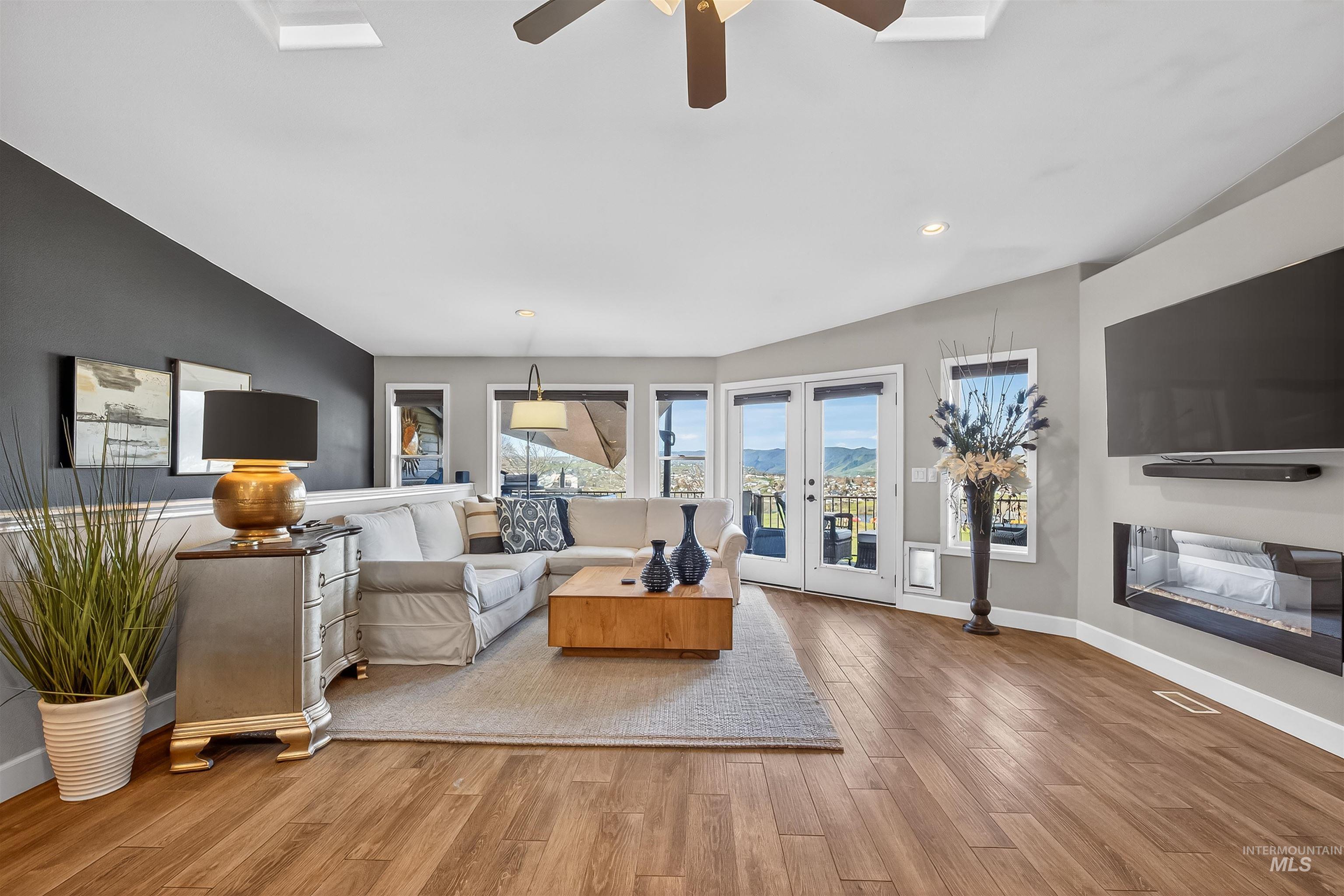 526 Valley Vista Blvd, Lewiston, Idaho 83501-0000, 3 Bedrooms, 3 Bathrooms, Residential For Sale, Price $525,000,MLS 98979062