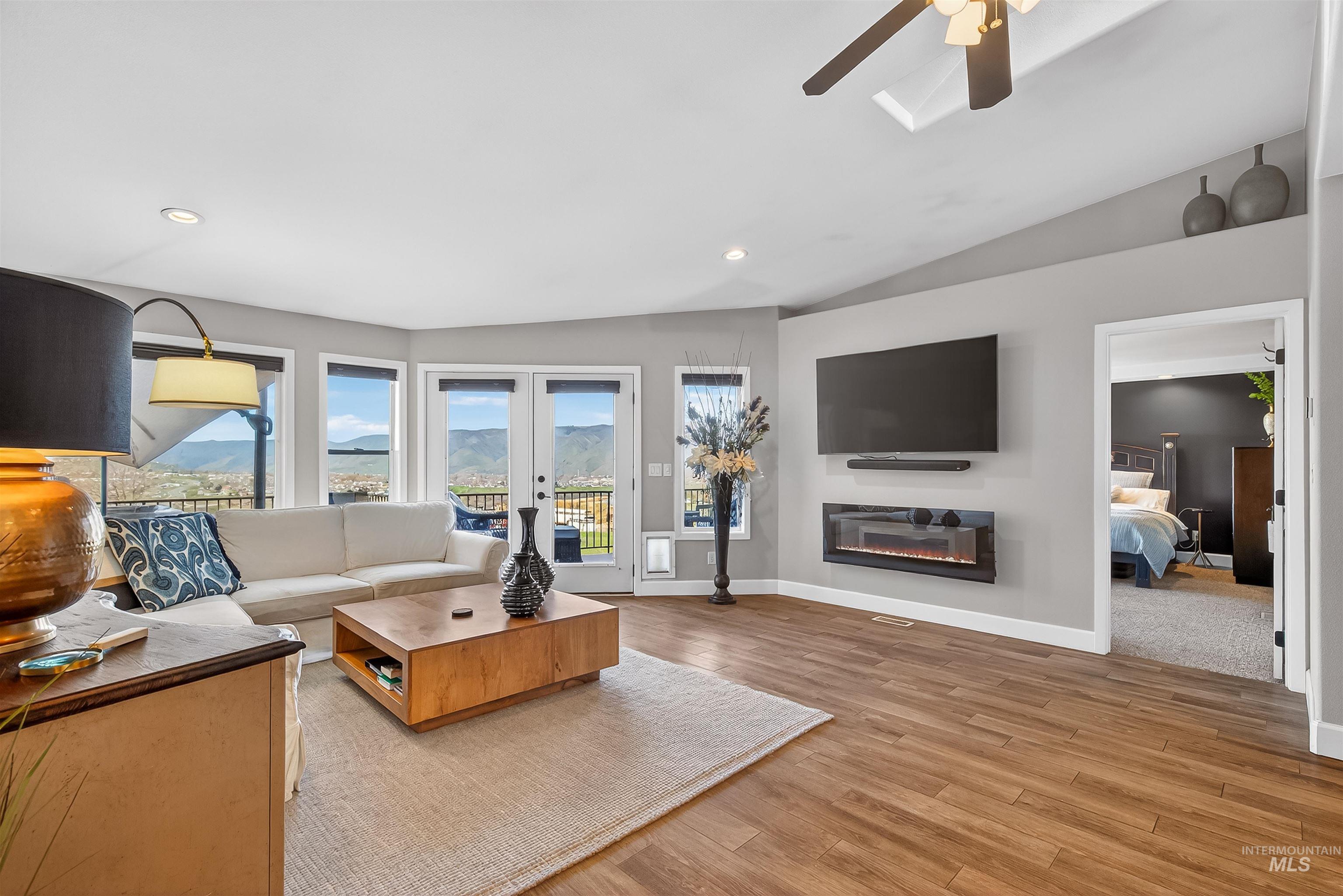 526 Valley Vista Blvd, Lewiston, Idaho 83501-0000, 3 Bedrooms, 3 Bathrooms, Residential For Sale, Price $525,000,MLS 98979062