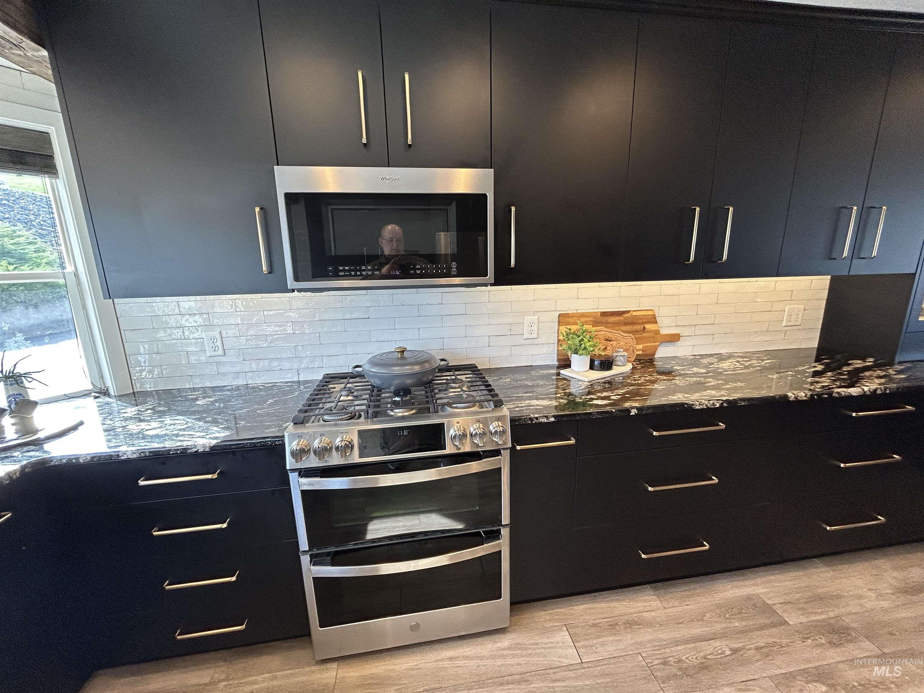 526 Valley Vista Blvd, Lewiston, Idaho 83501-0000, 3 Bedrooms, 3 Bathrooms, Residential For Sale, Price $525,000, 98979062