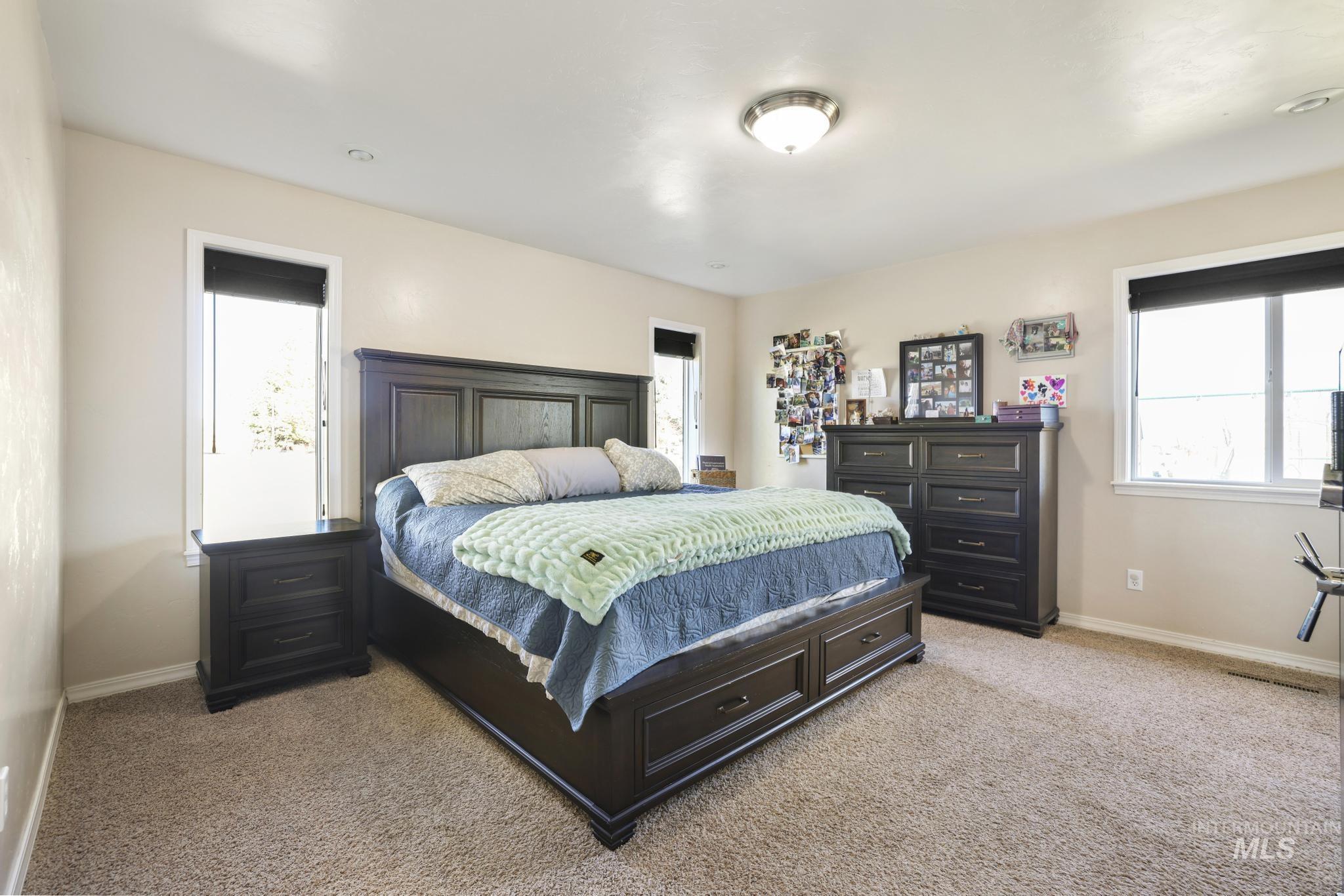 256 E 265 Lane N, Rupert, Idaho 83350-0000, 5 Bedrooms, 3 Bathrooms, Residential For Sale, Price $650,000, 98979064