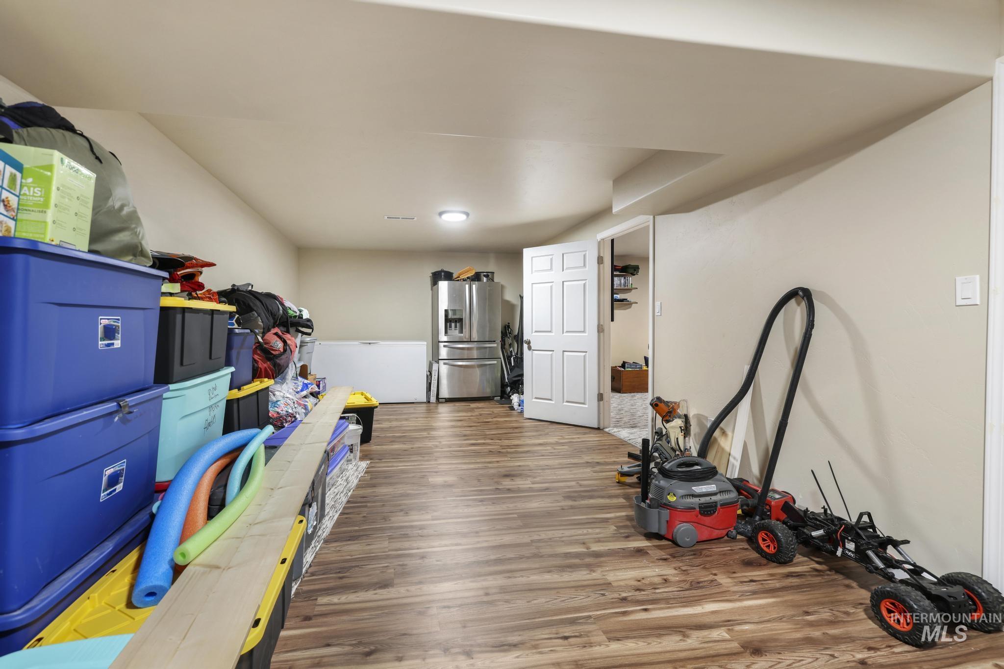 256 E 265 Lane N, Rupert, Idaho 83350-0000, 5 Bedrooms, 3 Bathrooms, Residential For Sale, Price $650,000, 98979064