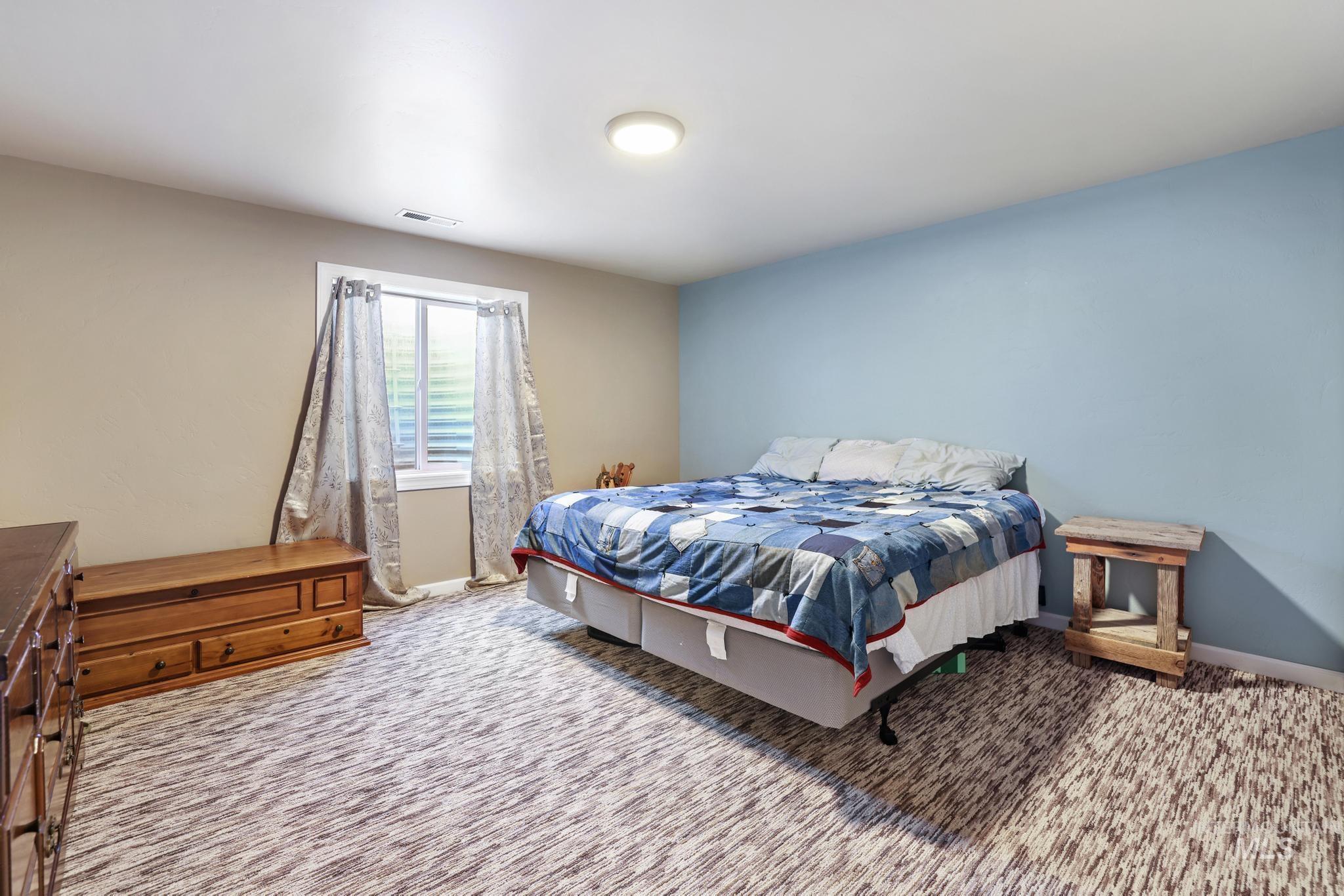 256 E 265 Lane N, Rupert, Idaho 83350-0000, 5 Bedrooms, 3 Bathrooms, Residential For Sale, Price $650,000, 98979064