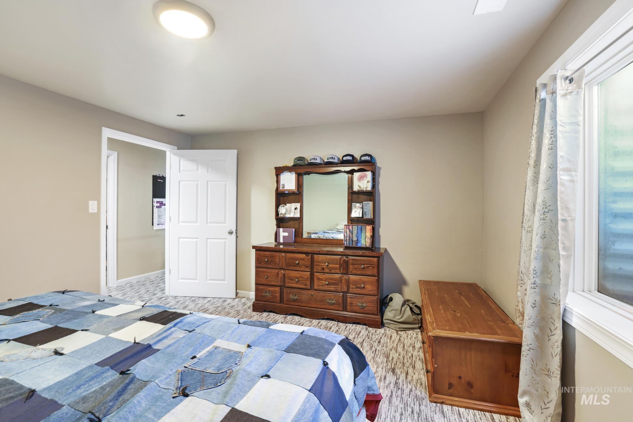 256 E 265 Lane N, Rupert, Idaho 83350-0000, 5 Bedrooms, 3 Bathrooms, Residential For Sale, Price $650,000, 98979064