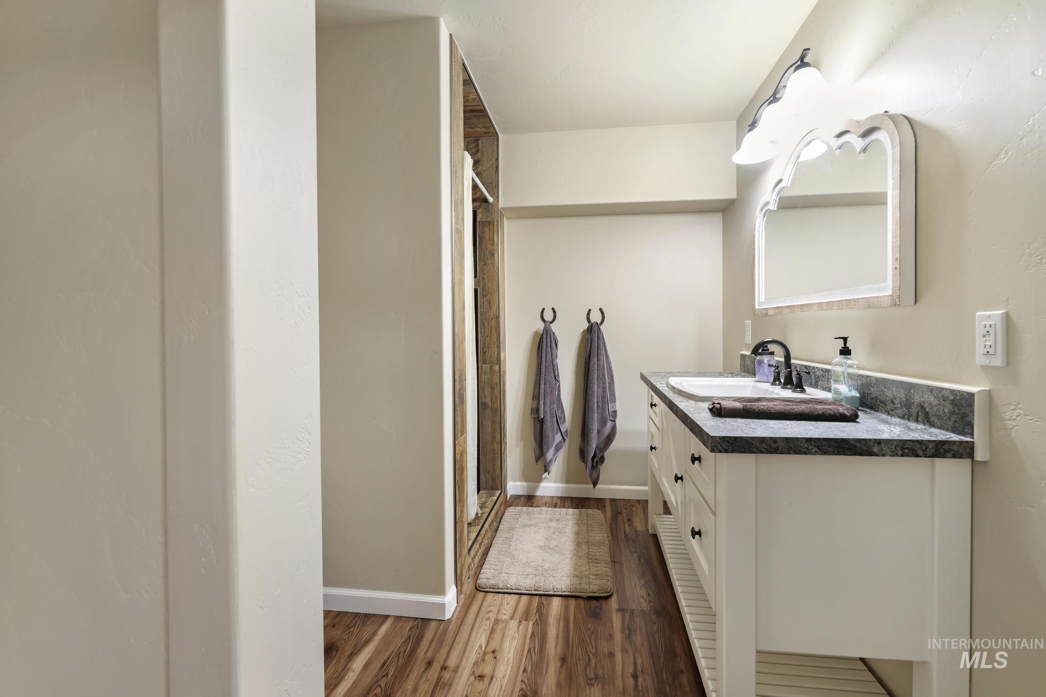 256 E 265 Lane N, Rupert, Idaho 83350-0000, 5 Bedrooms, 3 Bathrooms, Residential For Sale, Price $650,000, 98979064