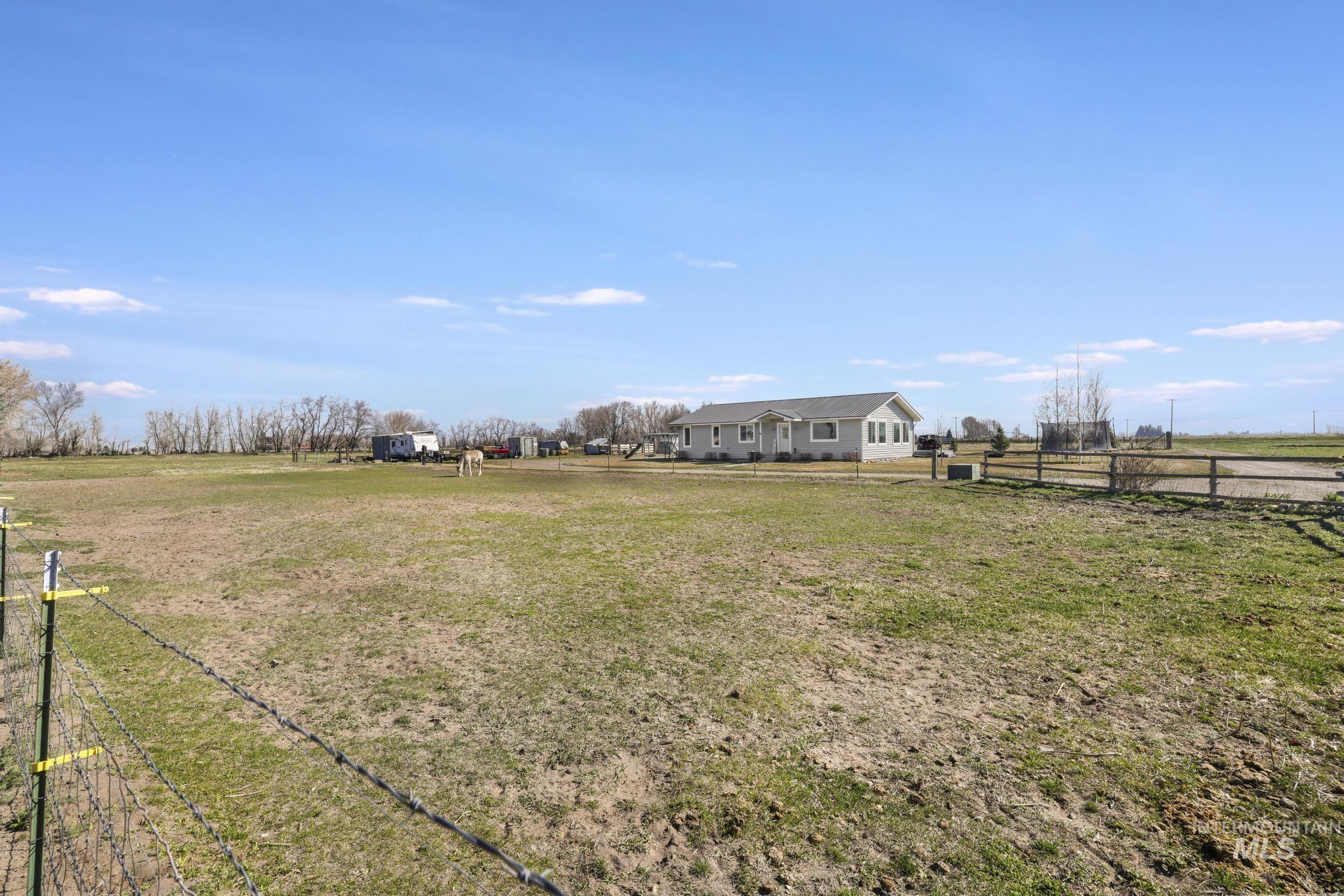 256 E 265 Lane N, Rupert, Idaho 83350-0000, 5 Bedrooms, 3 Bathrooms, Residential For Sale, Price $650,000, 98979064