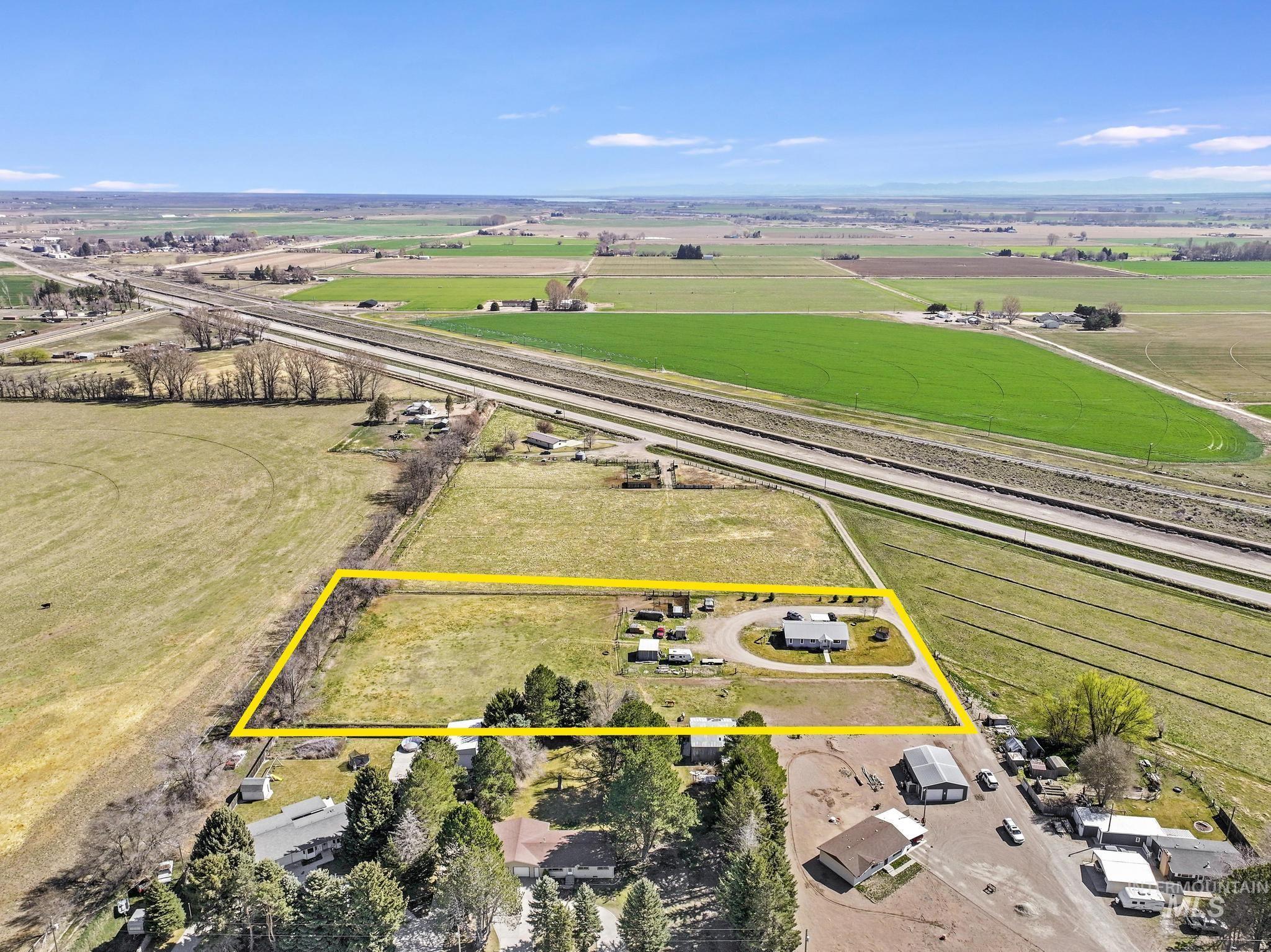 256 E 265 Lane N, Rupert, Idaho 83350-0000, 5 Bedrooms, 3 Bathrooms, Residential For Sale, Price $650,000, 98979064