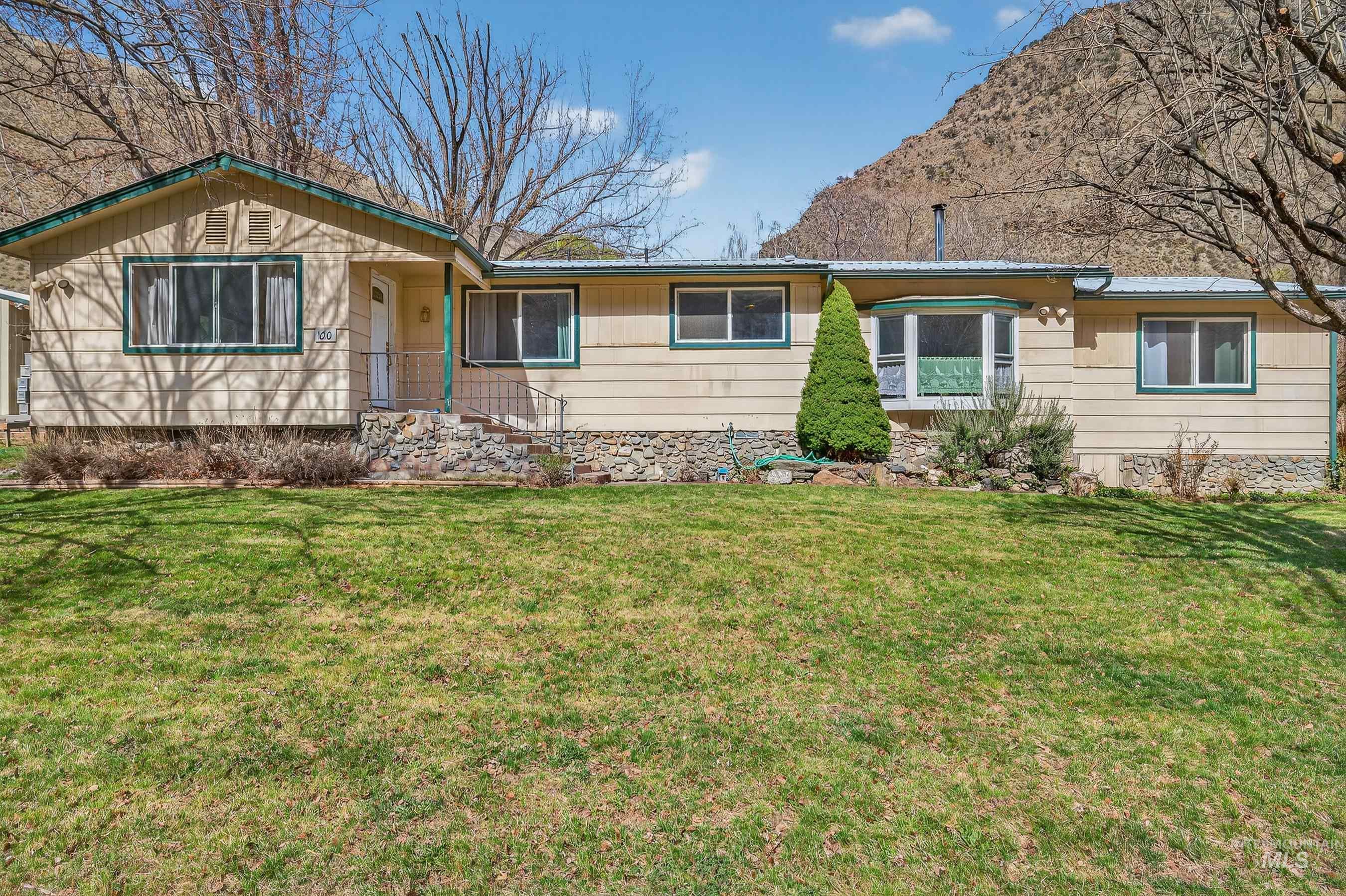 100 Park, Riggins, Idaho 83549, 3 Bedrooms, 2 Bathrooms, Residential For Sale, Price $439,000,MLS 98979065