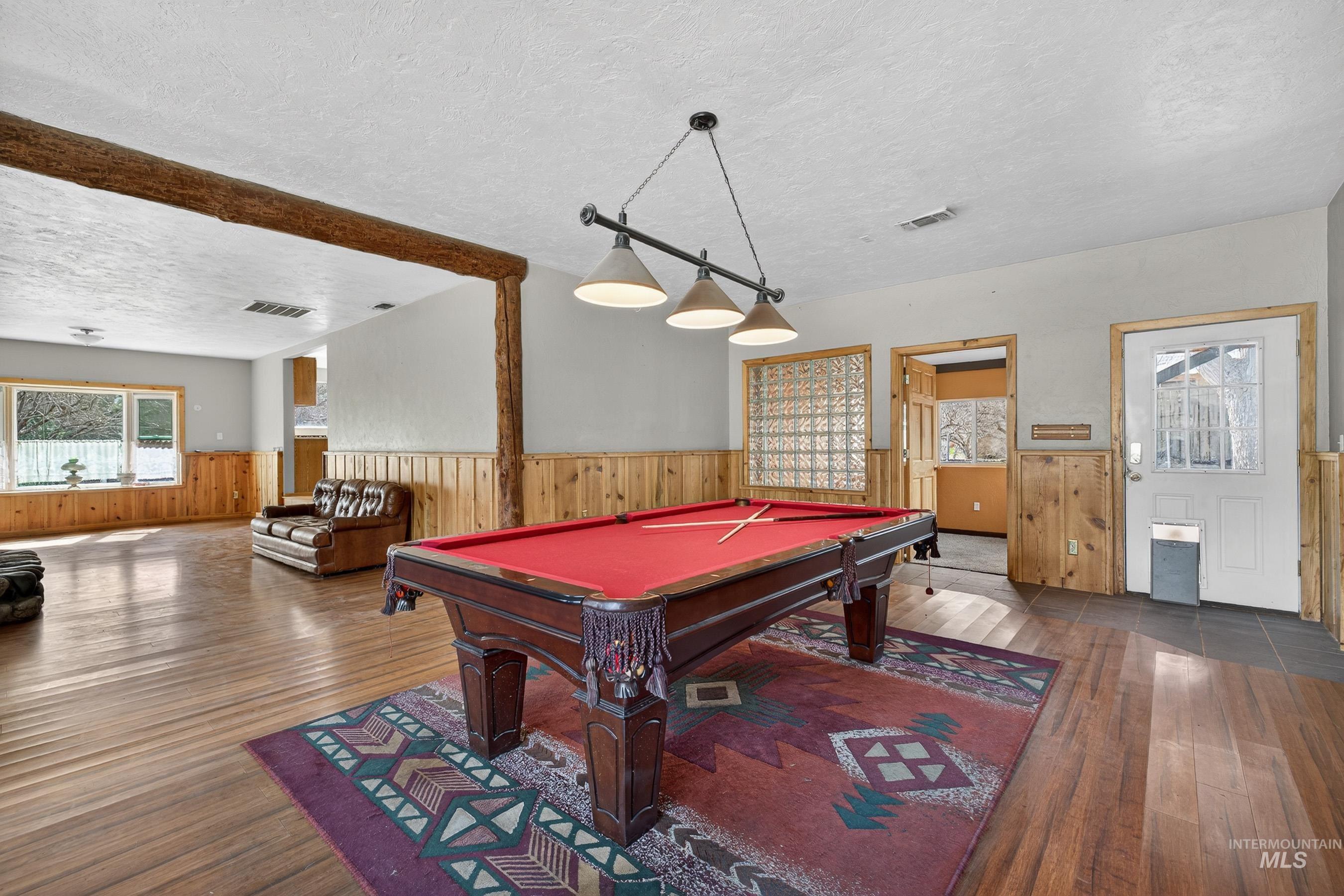 100 Park, Riggins, Idaho 83549, 3 Bedrooms, 2 Bathrooms, Residential For Sale, Price $439,000, 98979065