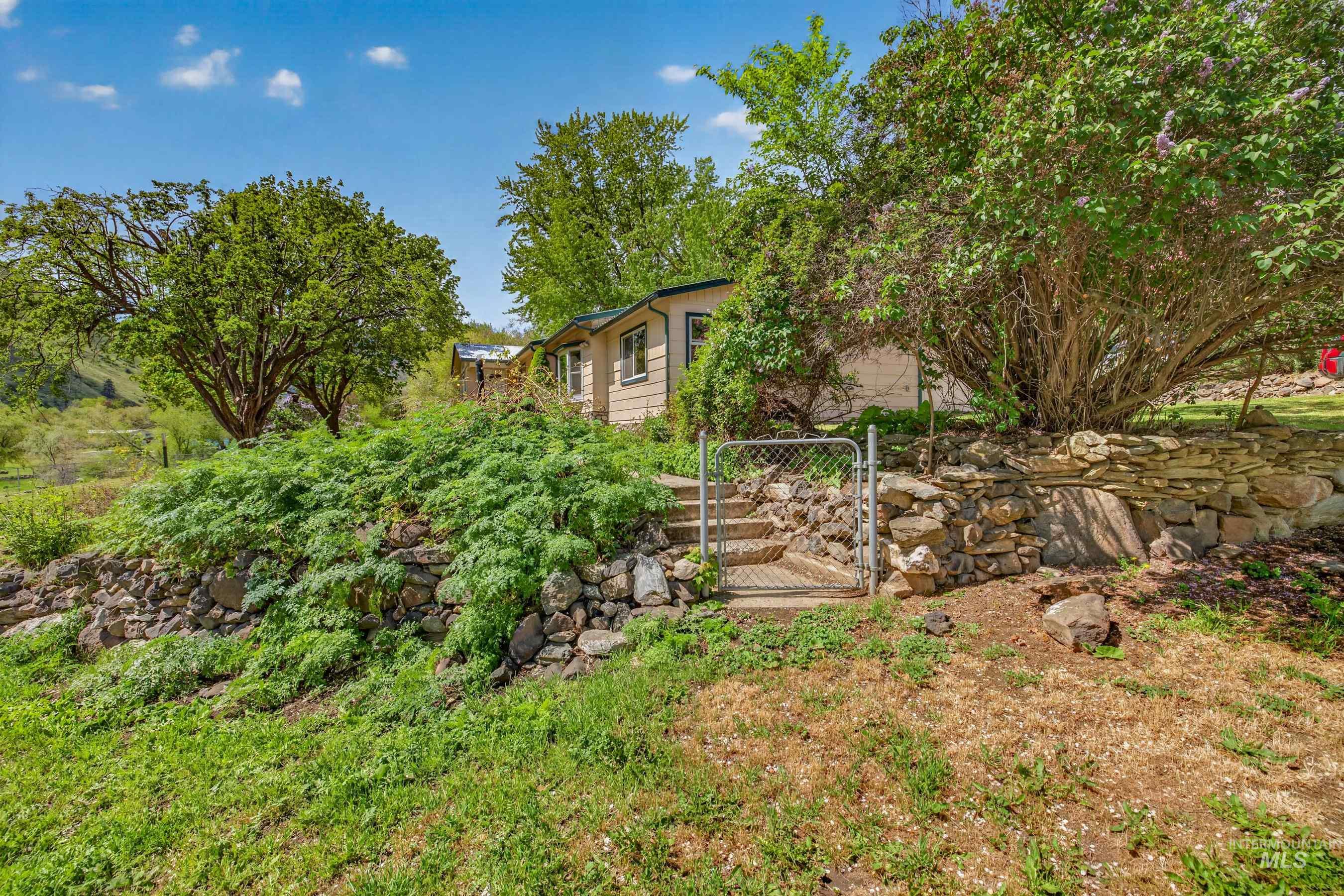 100 Park, Riggins, Idaho 83549, 3 Bedrooms, 2 Bathrooms, Residential For Sale, Price $424,000, 98979065