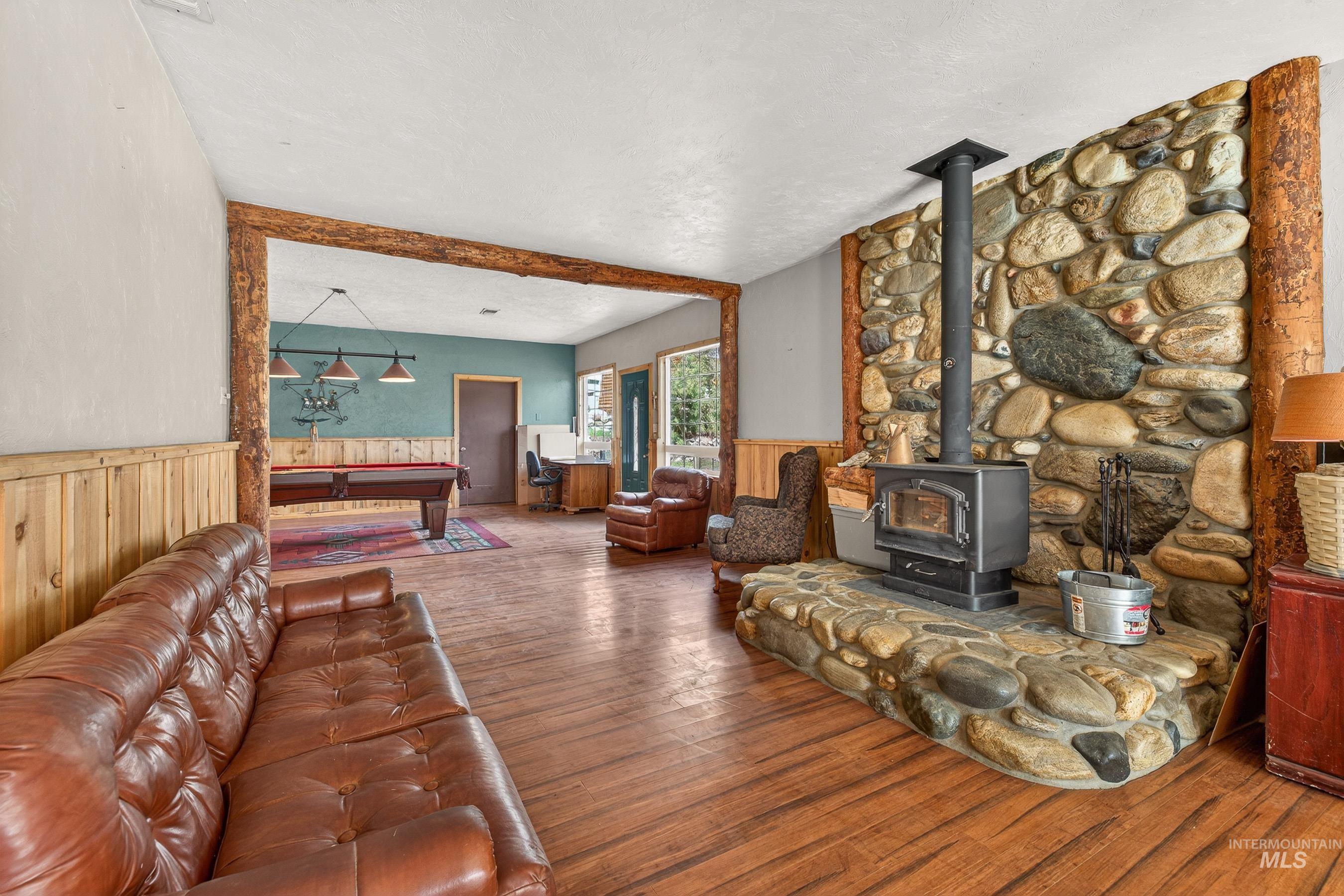 100 Park, Riggins, Idaho 83549, 3 Bedrooms, 2 Bathrooms, Residential For Sale, Price $439,000, 98979065