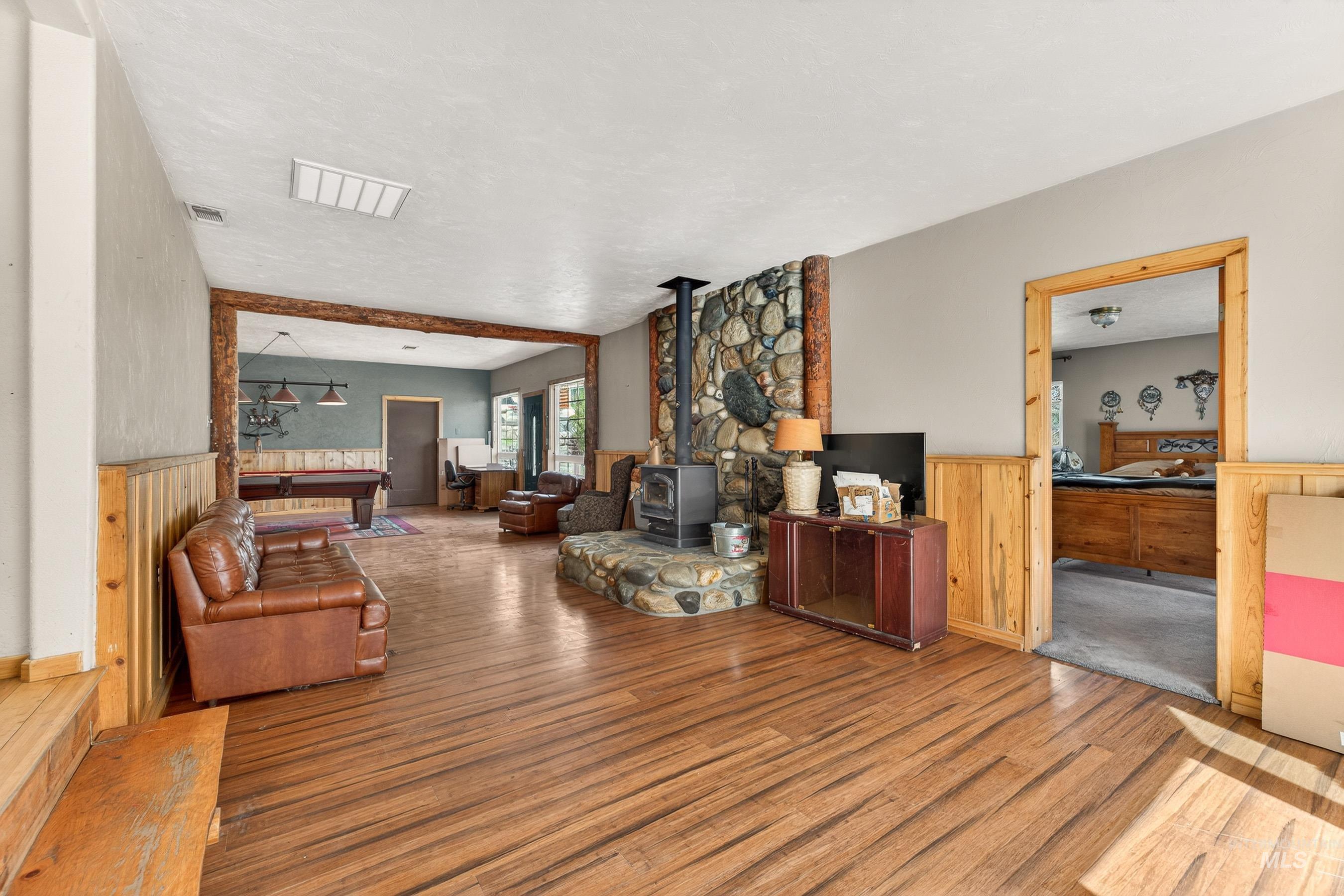 100 Park, Riggins, Idaho 83549, 3 Bedrooms, 2 Bathrooms, Residential For Sale, Price $439,000, 98979065