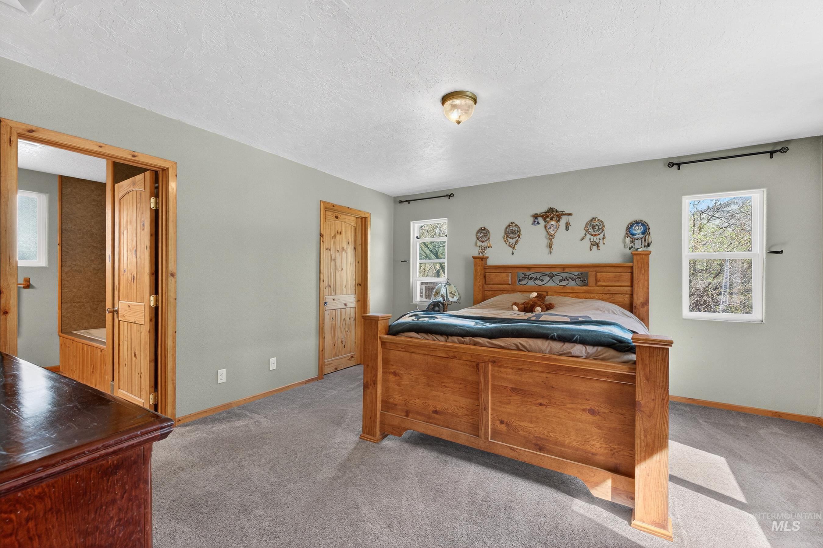 100 Park, Riggins, Idaho 83549, 3 Bedrooms, 2 Bathrooms, Residential For Sale, Price $439,000, 98979065