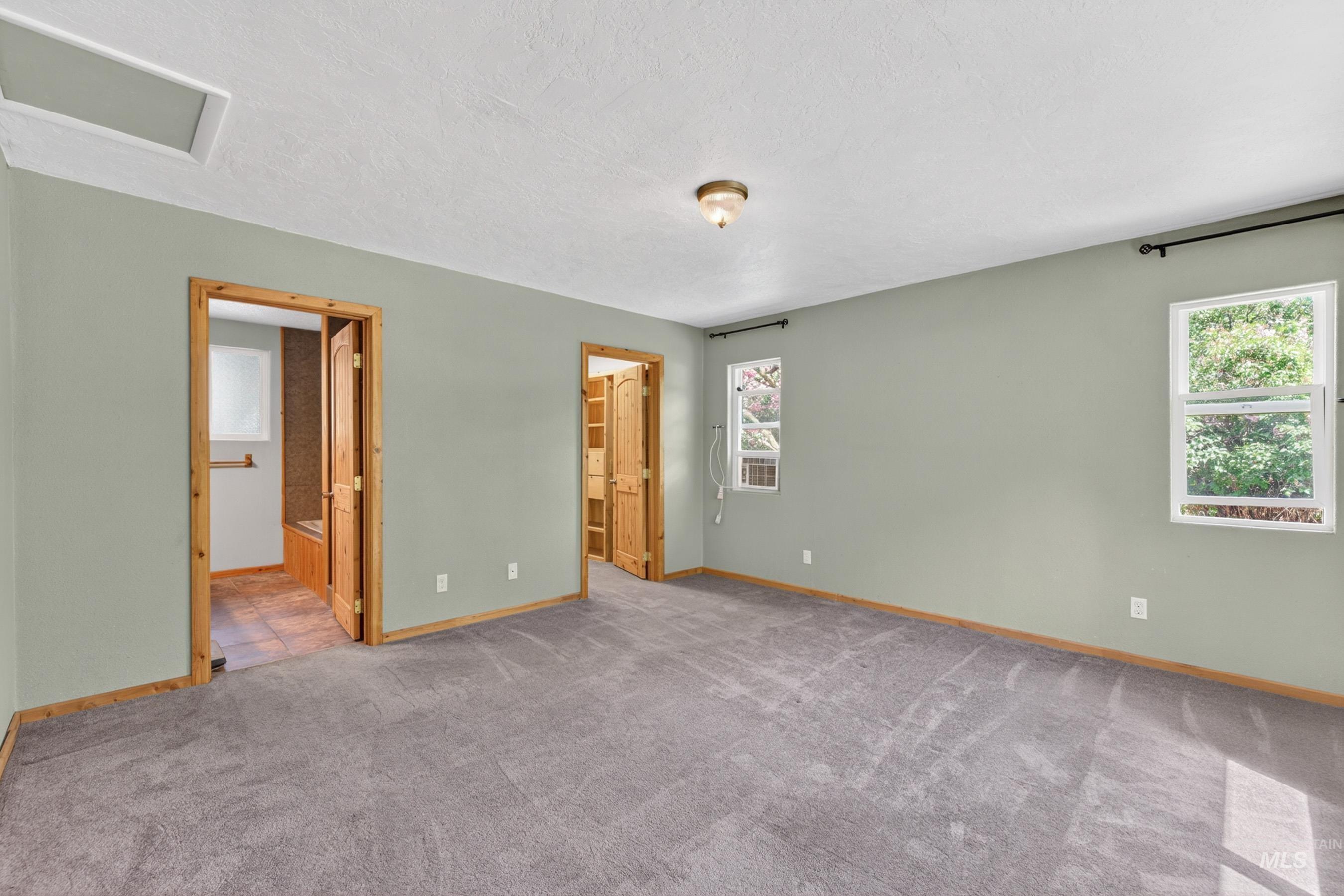 100 Park, Riggins, Idaho 83549, 3 Bedrooms, 2 Bathrooms, Residential For Sale, Price $424,000, 98979065