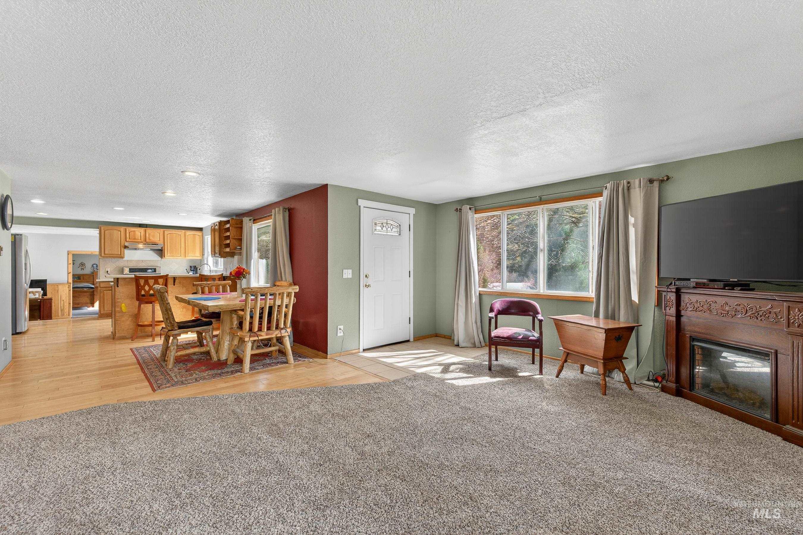 100 Park, Riggins, Idaho 83549, 3 Bedrooms, 2 Bathrooms, Residential For Sale, Price $439,000, 98979065