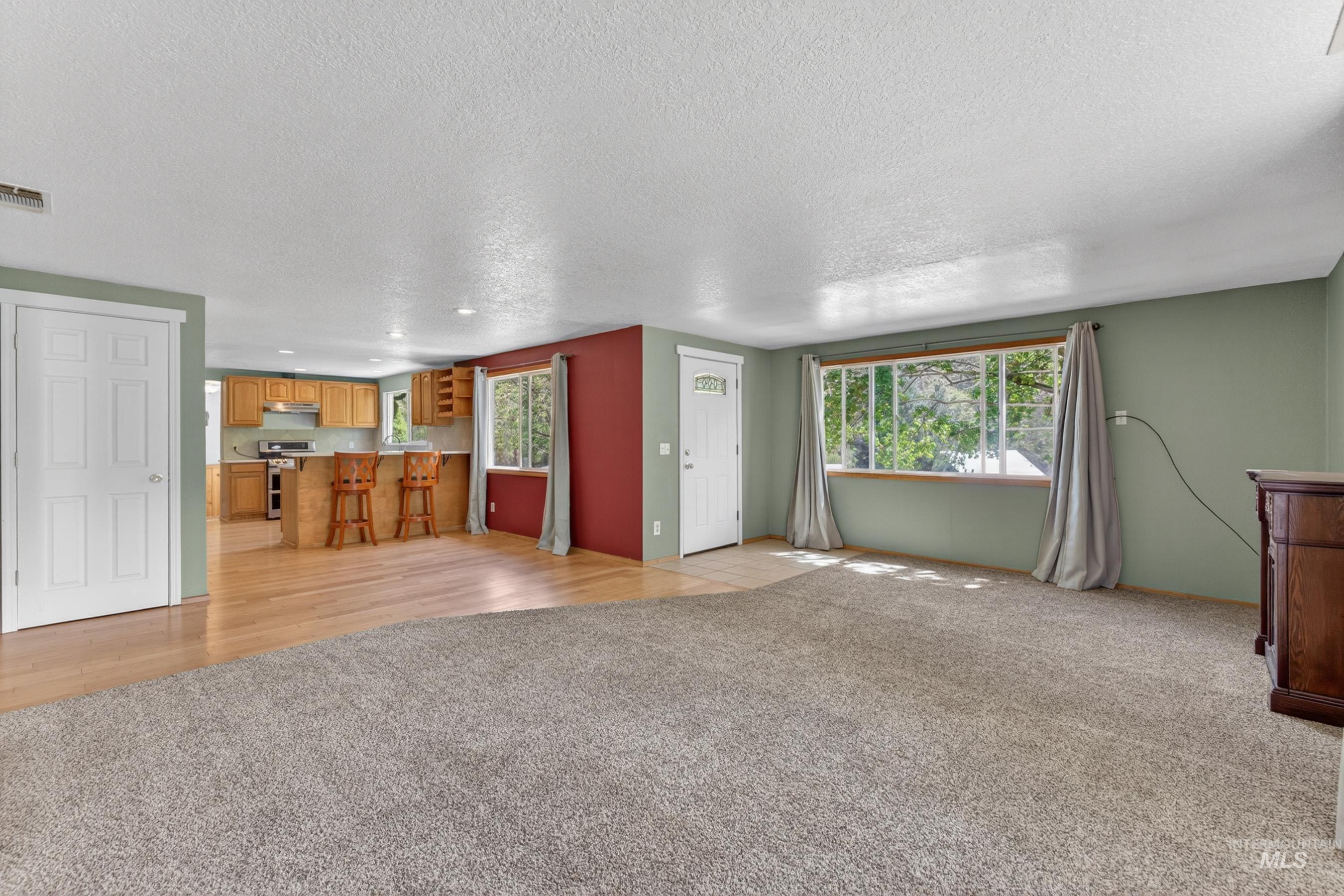 100 Park, Riggins, Idaho 83549, 3 Bedrooms, 2 Bathrooms, Residential For Sale, Price $424,000, 98979065
