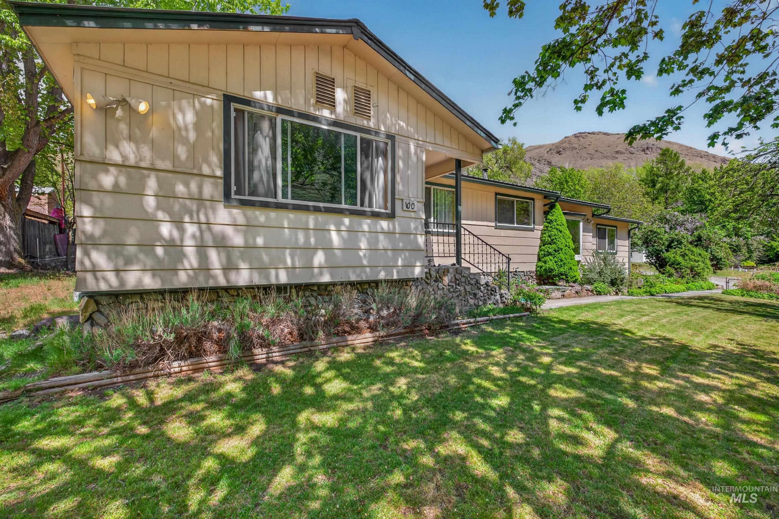 100 Park, Riggins, Idaho 83549, 3 Bedrooms, 2 Bathrooms, Residential For Sale, Price $424,000, 98979065