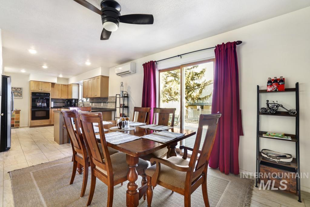 1532 Briarwood Lane, Twin Falls, Idaho 83301, 4 Bedrooms, 3 Bathrooms, Residential For Sale, Price $665,000, 98979069