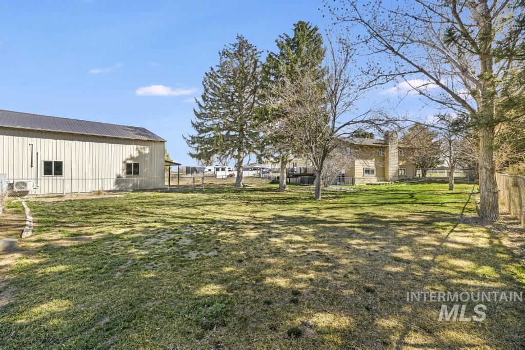 1532 Briarwood Lane, Twin Falls, Idaho 83301, 4 Bedrooms, 3 Bathrooms, Residential For Sale, Price $665,000, 98979069