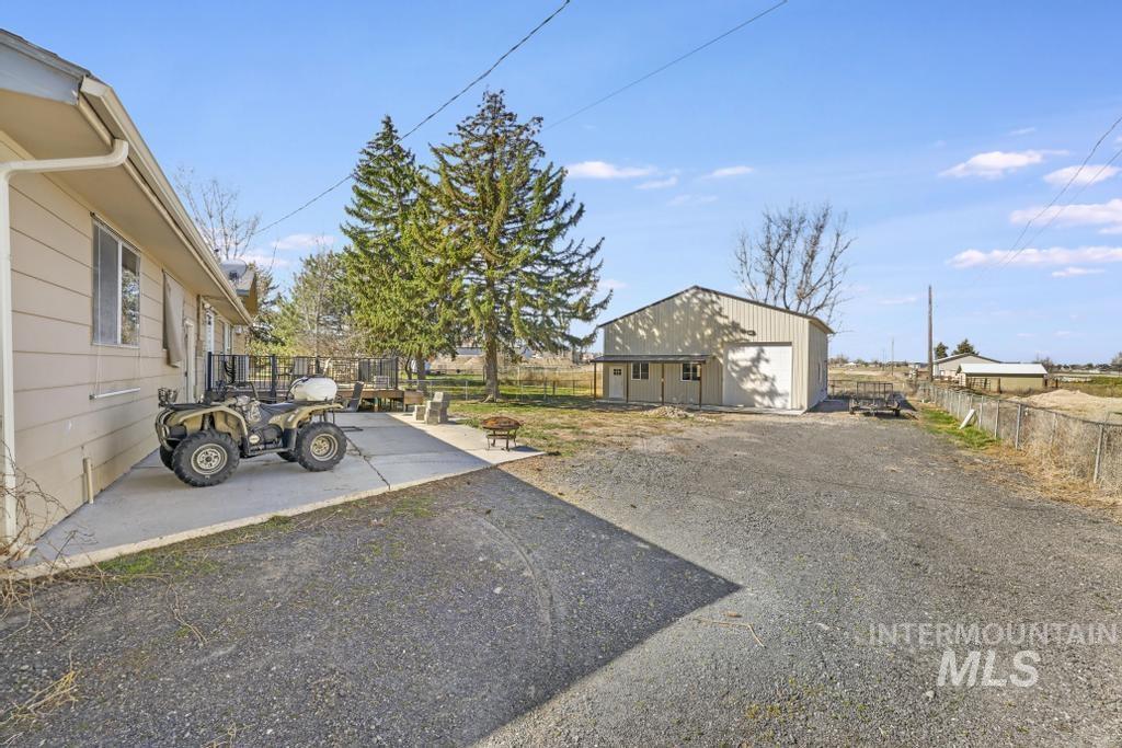 1532 Briarwood Lane, Twin Falls, Idaho 83301, 4 Bedrooms, 3 Bathrooms, Residential For Sale, Price $665,000, 98979069