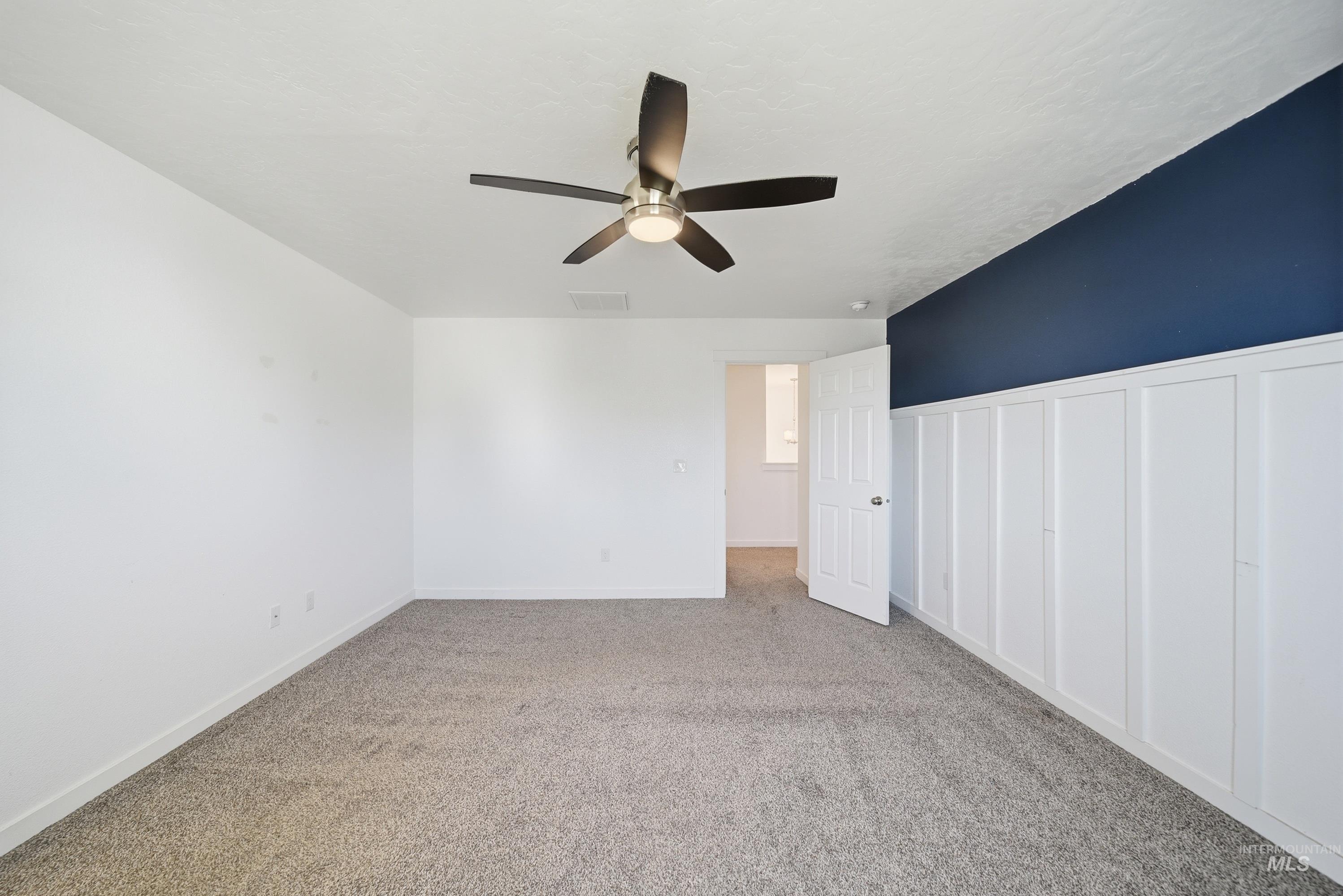 6670 S Birch Creek Ave, Meridian, Idaho 83642, 3 Bedrooms, 2.5 Bathrooms, Residential For Sale, Price $445,000,MLS 98979070