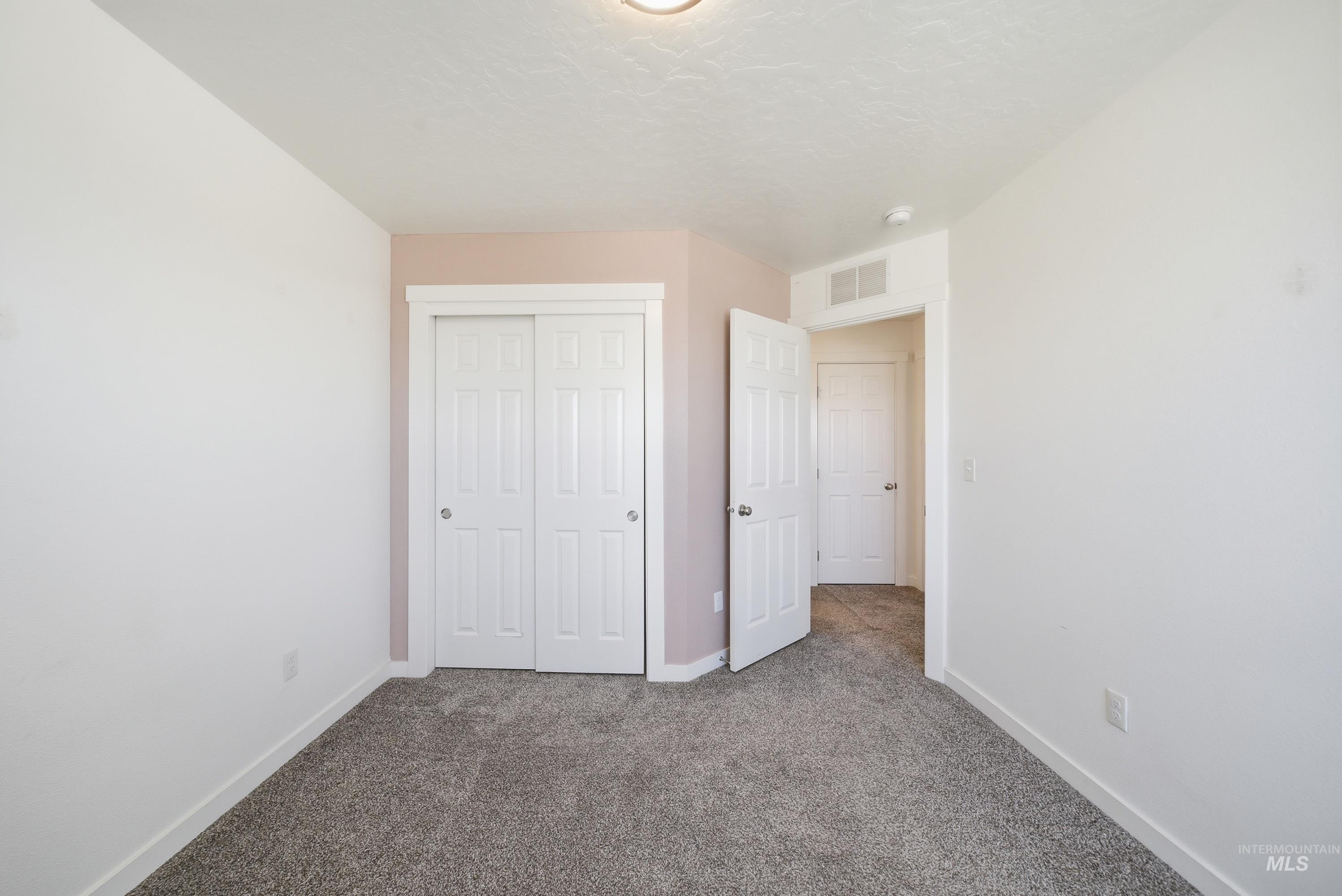 6670 S Birch Creek Ave, Meridian, Idaho 83642, 3 Bedrooms, 2.5 Bathrooms, Residential For Sale, Price $445,000,MLS 98979070