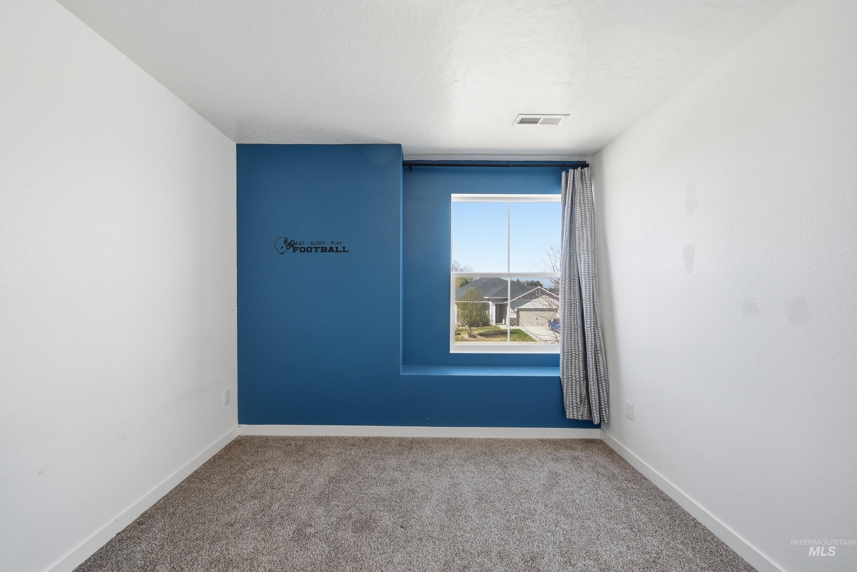 6670 S Birch Creek Ave, Meridian, Idaho 83642, 3 Bedrooms, 2.5 Bathrooms, Residential For Sale, Price $445,000,MLS 98979070