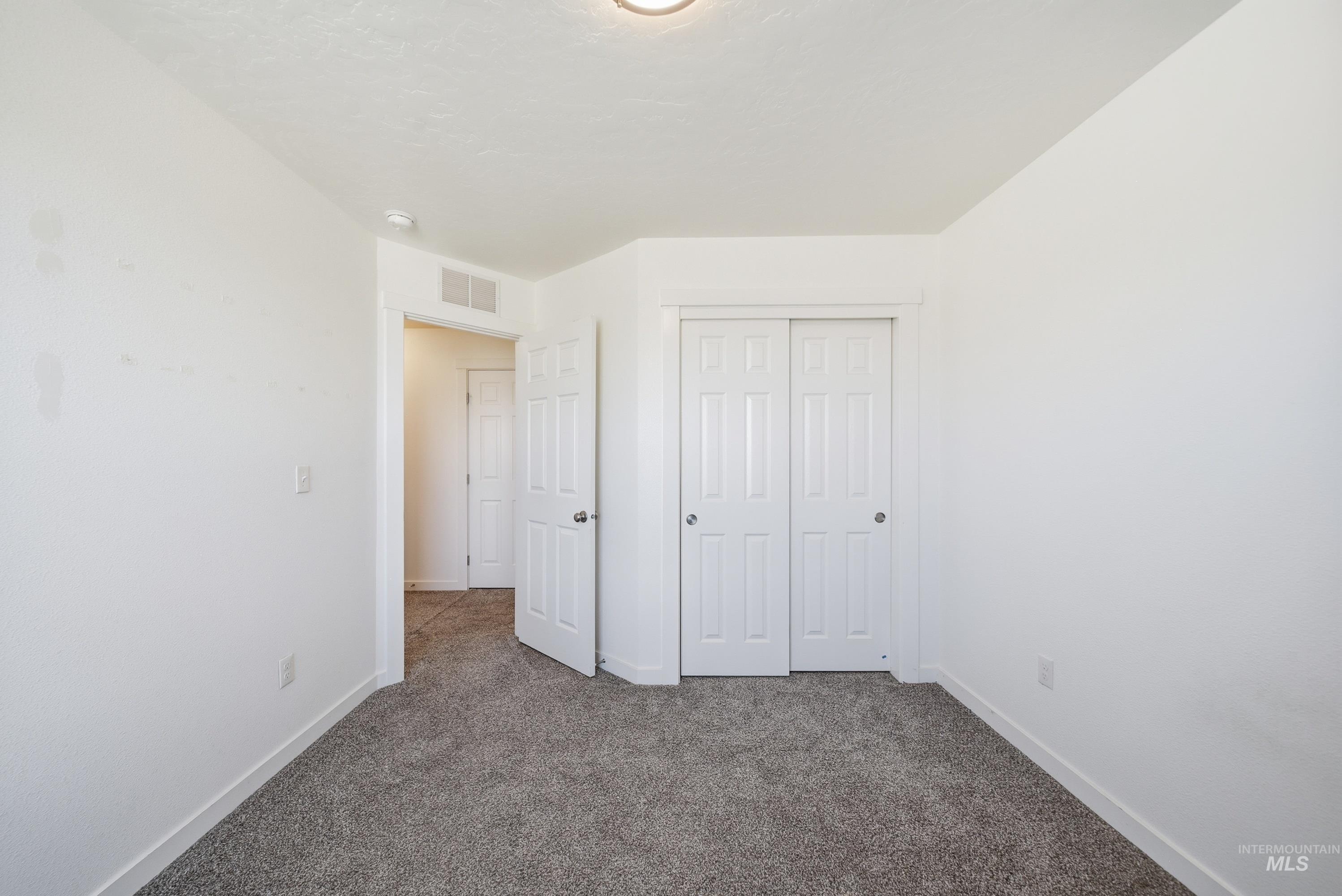 6670 S Birch Creek Ave, Meridian, Idaho 83642, 3 Bedrooms, 2.5 Bathrooms, Residential For Sale, Price $455,000, 98979070