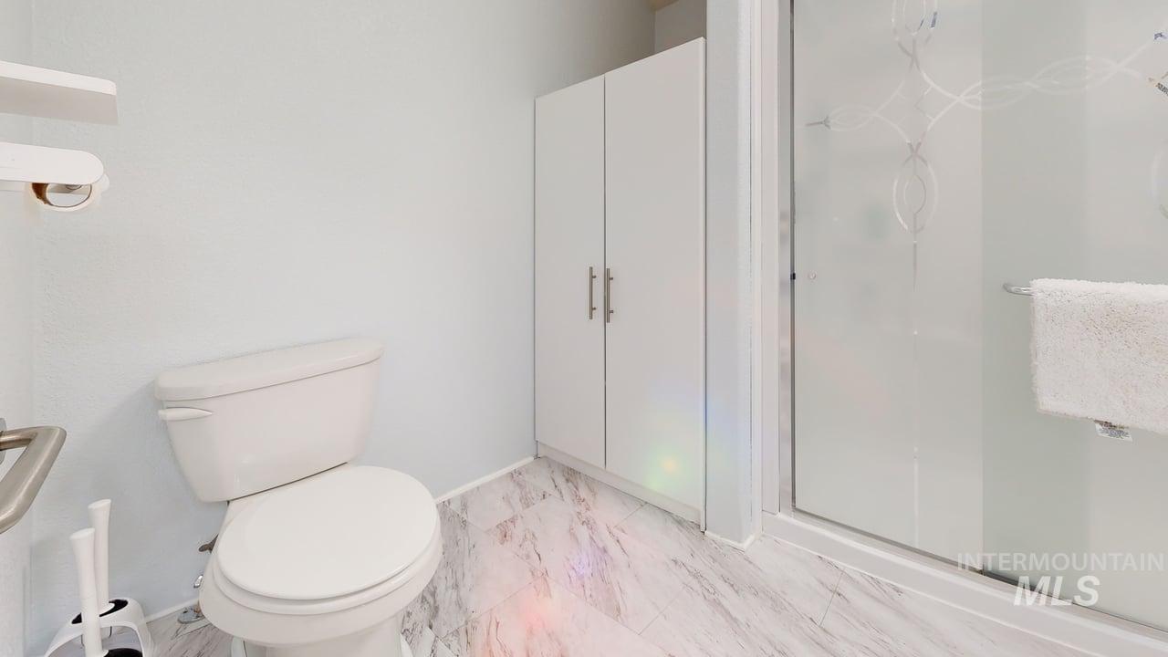 2115 6th Avenue, Clarkston, Washington 99403, 3 Bedrooms, 2 Bathrooms, Residential For Sale, Price $134,975, 98979072