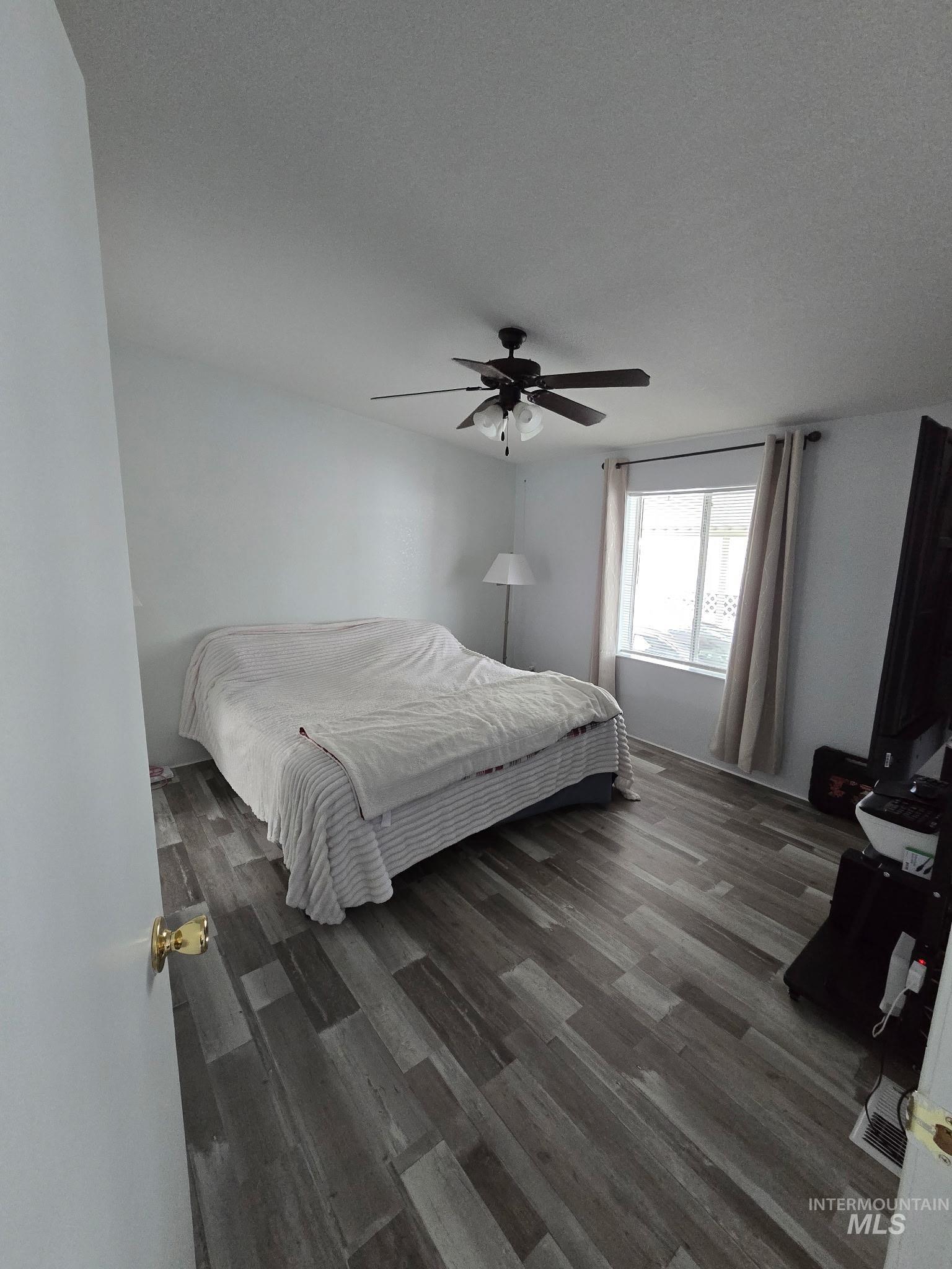 2115 6th Avenue, Clarkston, Washington 99403, 3 Bedrooms, 2 Bathrooms, Residential For Sale, Price $134,975,MLS 98979072