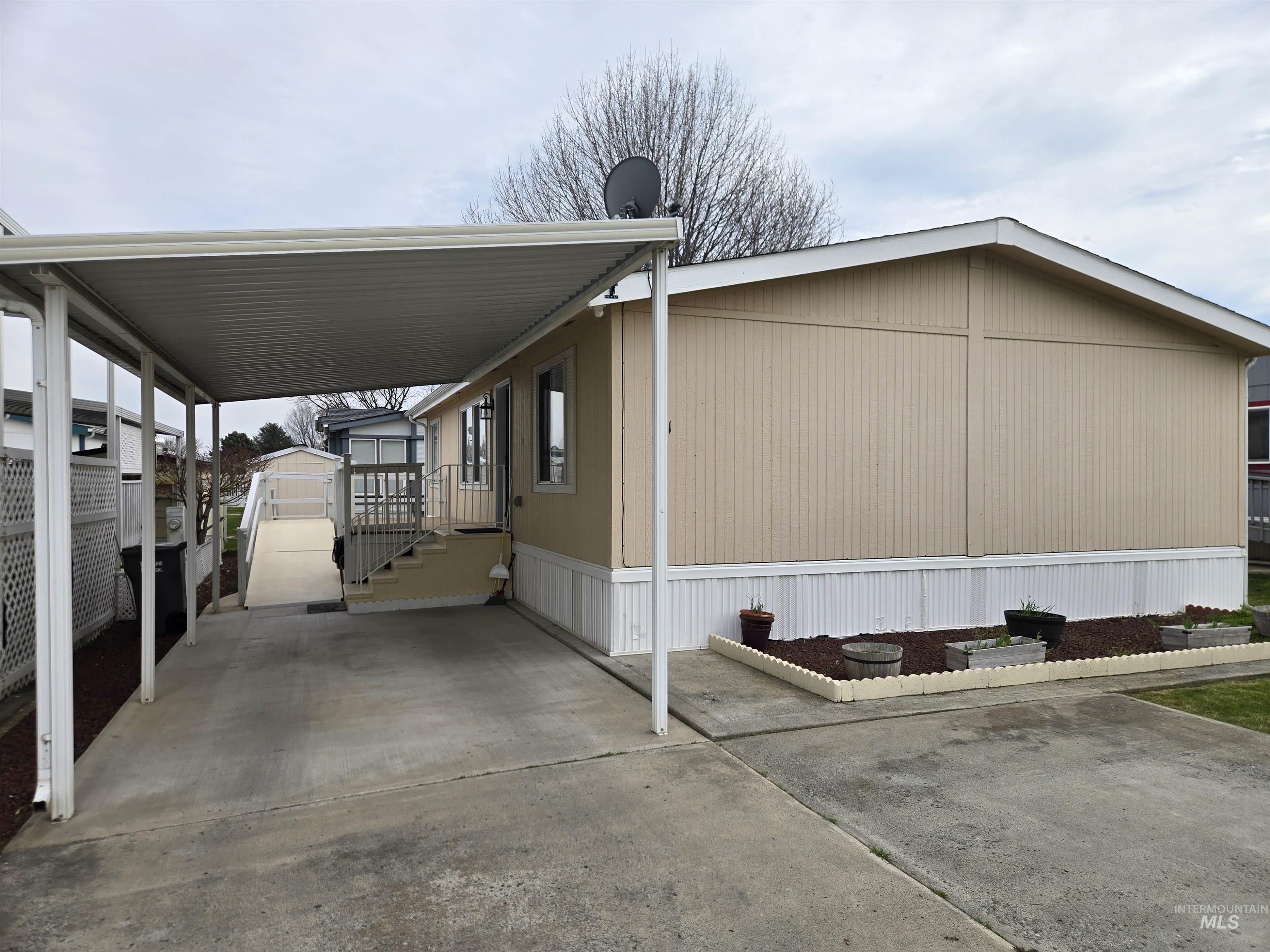 2115 6th Avenue, Clarkston, Washington 99403, 3 Bedrooms, 2 Bathrooms, Residential For Sale, Price $134,975, 98979072