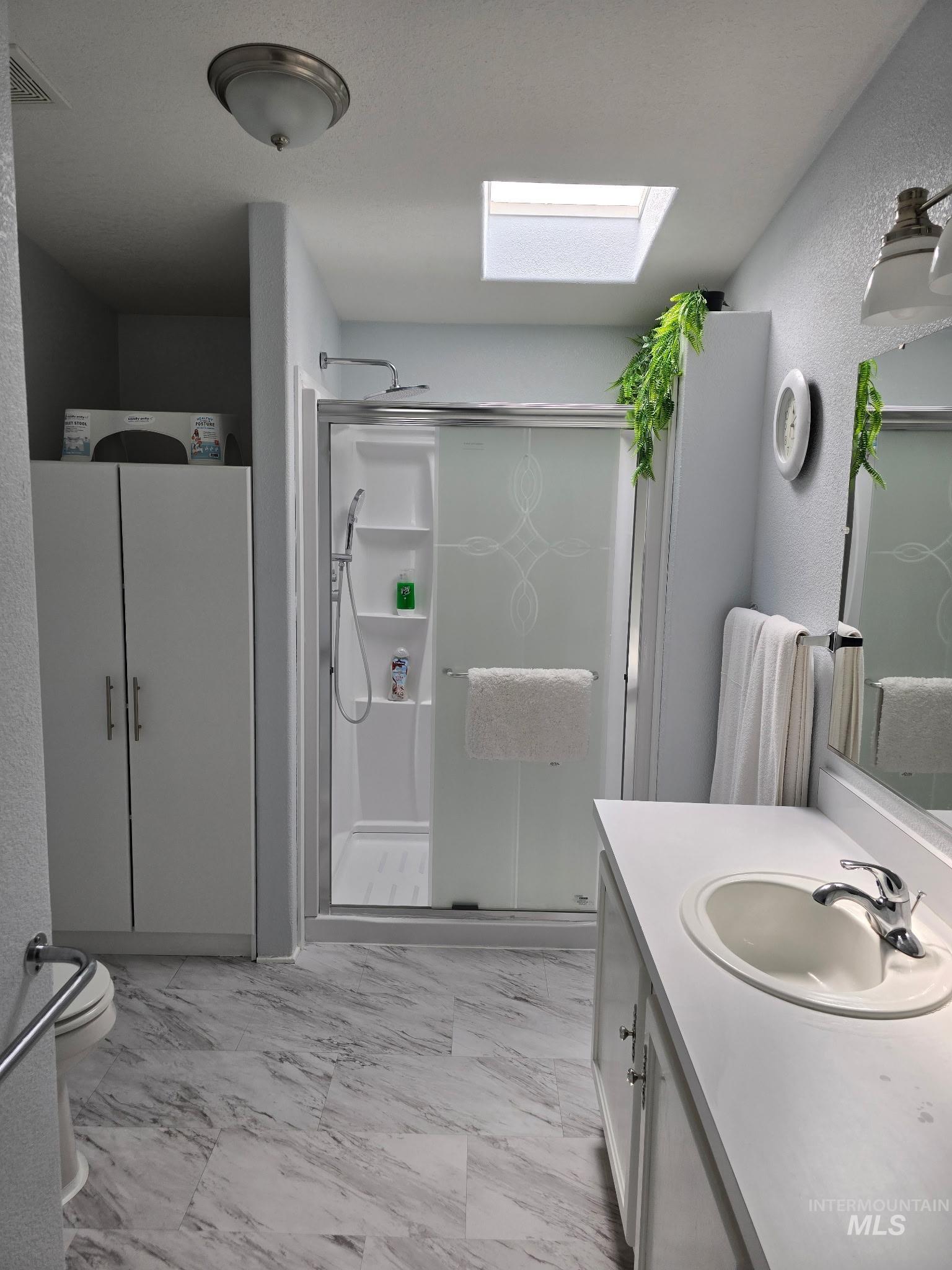 2115 6th Avenue, Clarkston, Washington 99403, 3 Bedrooms, 2 Bathrooms, Residential For Sale, Price $134,975,MLS 98979072