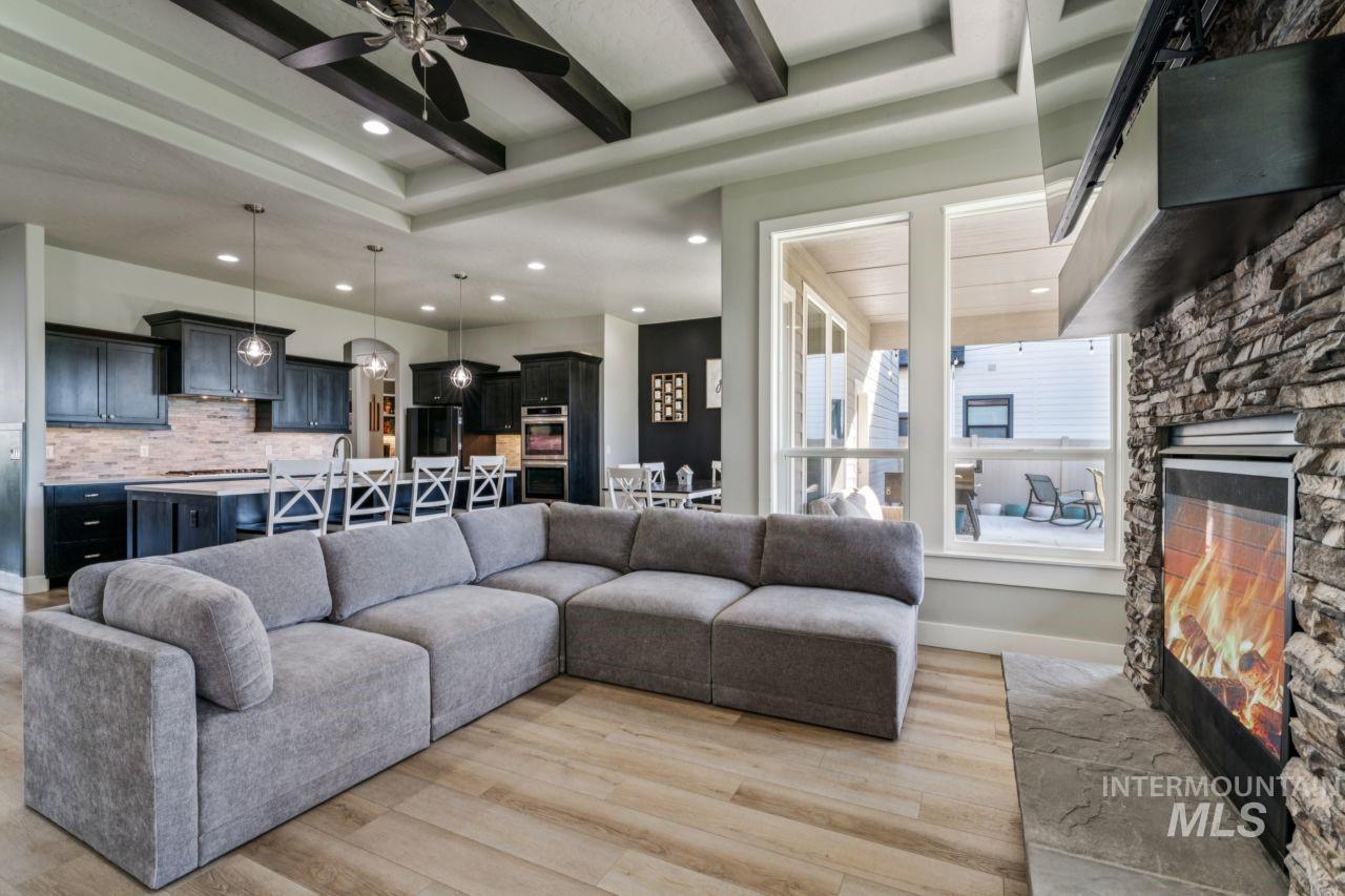 11095 Red Mountain Street, Caldwell, Idaho 83605, 3 Bedrooms, 2 Bathrooms, Residential For Sale, Price $575,000, 98979074