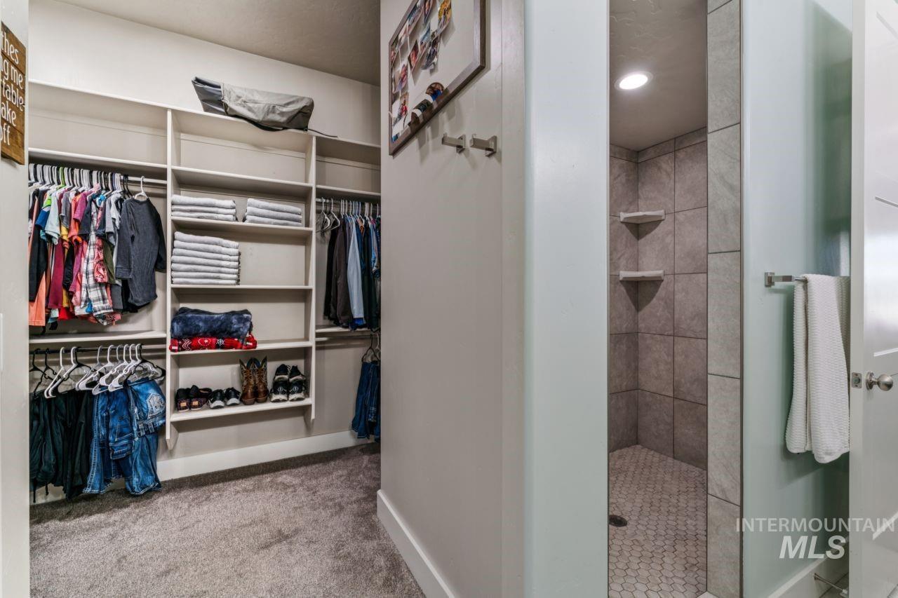 11095 Red Mountain Street, Caldwell, Idaho 83605, 3 Bedrooms, 2 Bathrooms, Residential For Sale, Price $575,000, 98979074