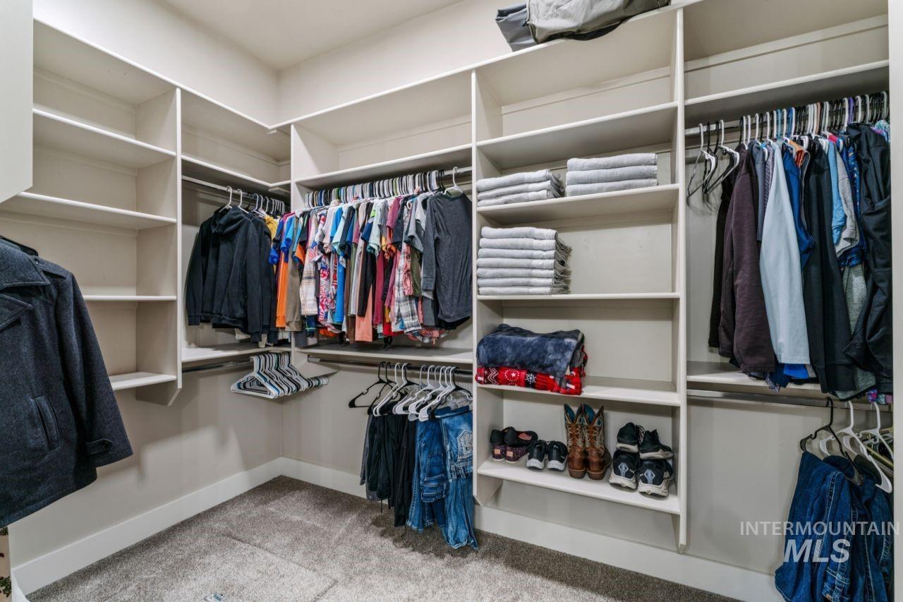 11095 Red Mountain Street, Caldwell, Idaho 83605, 3 Bedrooms, 2 Bathrooms, Residential For Sale, Price $575,000, 98979074