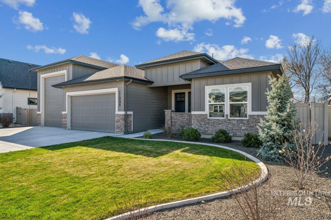 11095 Red Mountain Street, Caldwell, Idaho 83605, 3 Bedrooms, 2 Bathrooms, Residential For Sale, Price $575,000, 98979074