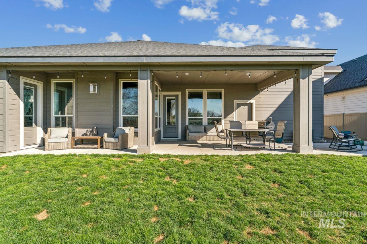 11095 Red Mountain Street, Caldwell, Idaho 83605, 3 Bedrooms, 2 Bathrooms, Residential For Sale, Price $575,000, 98979074