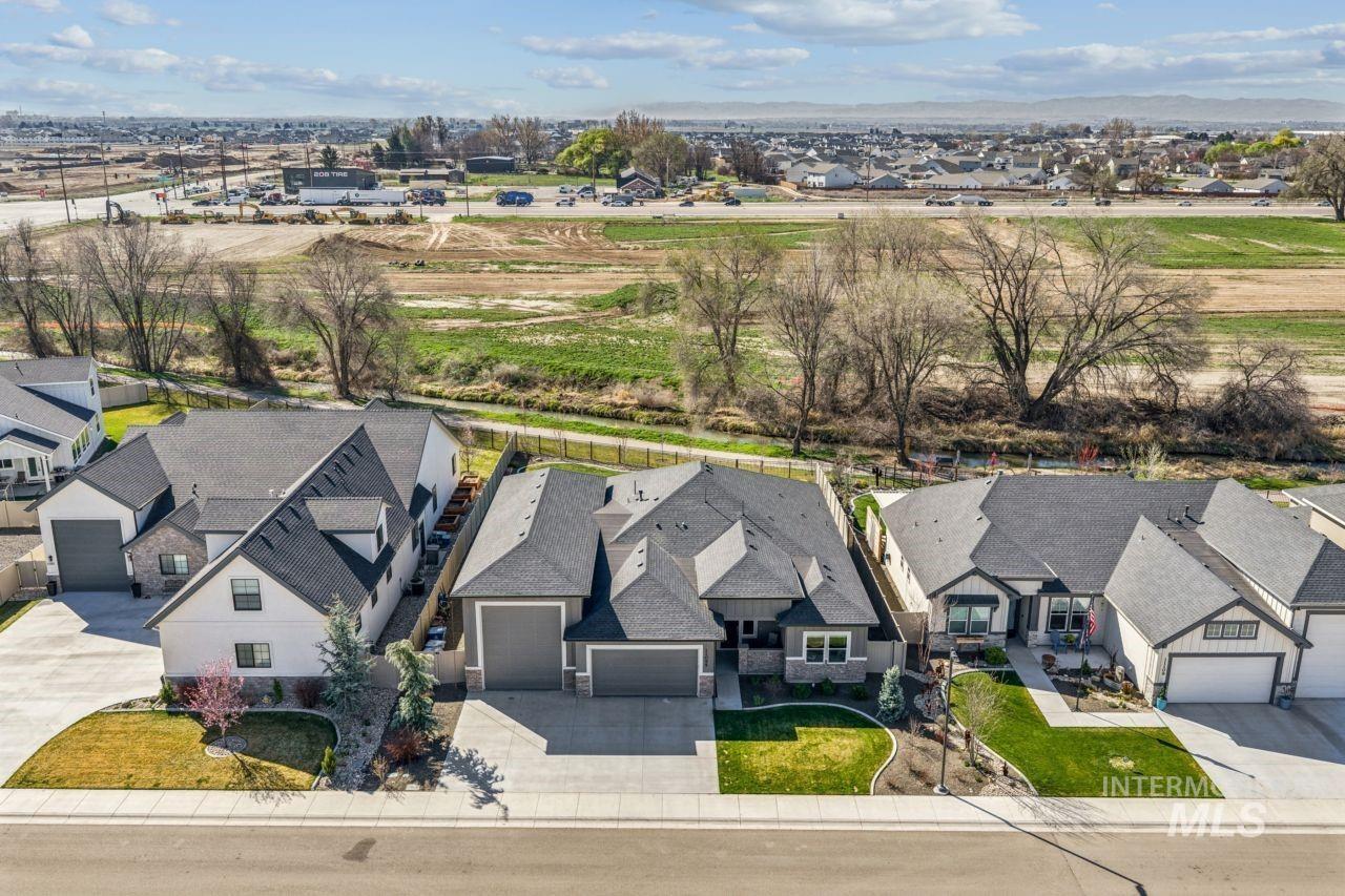 11095 Red Mountain Street, Caldwell, Idaho 83605, 3 Bedrooms, 2 Bathrooms, Residential For Sale, Price $575,000, 98979074