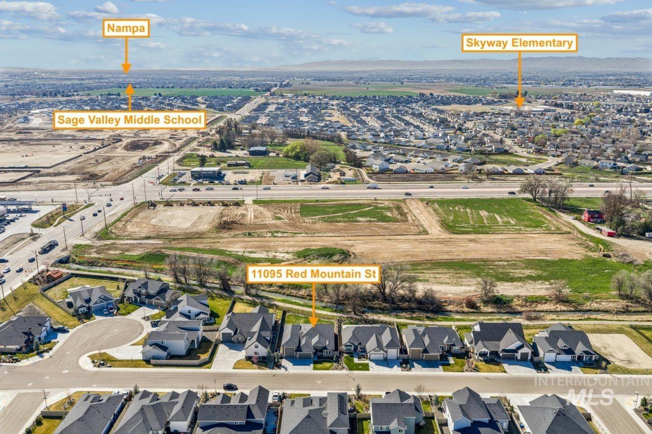 11095 Red Mountain Street, Caldwell, Idaho 83605, 3 Bedrooms, 2 Bathrooms, Residential For Sale, Price $575,000, 98979074