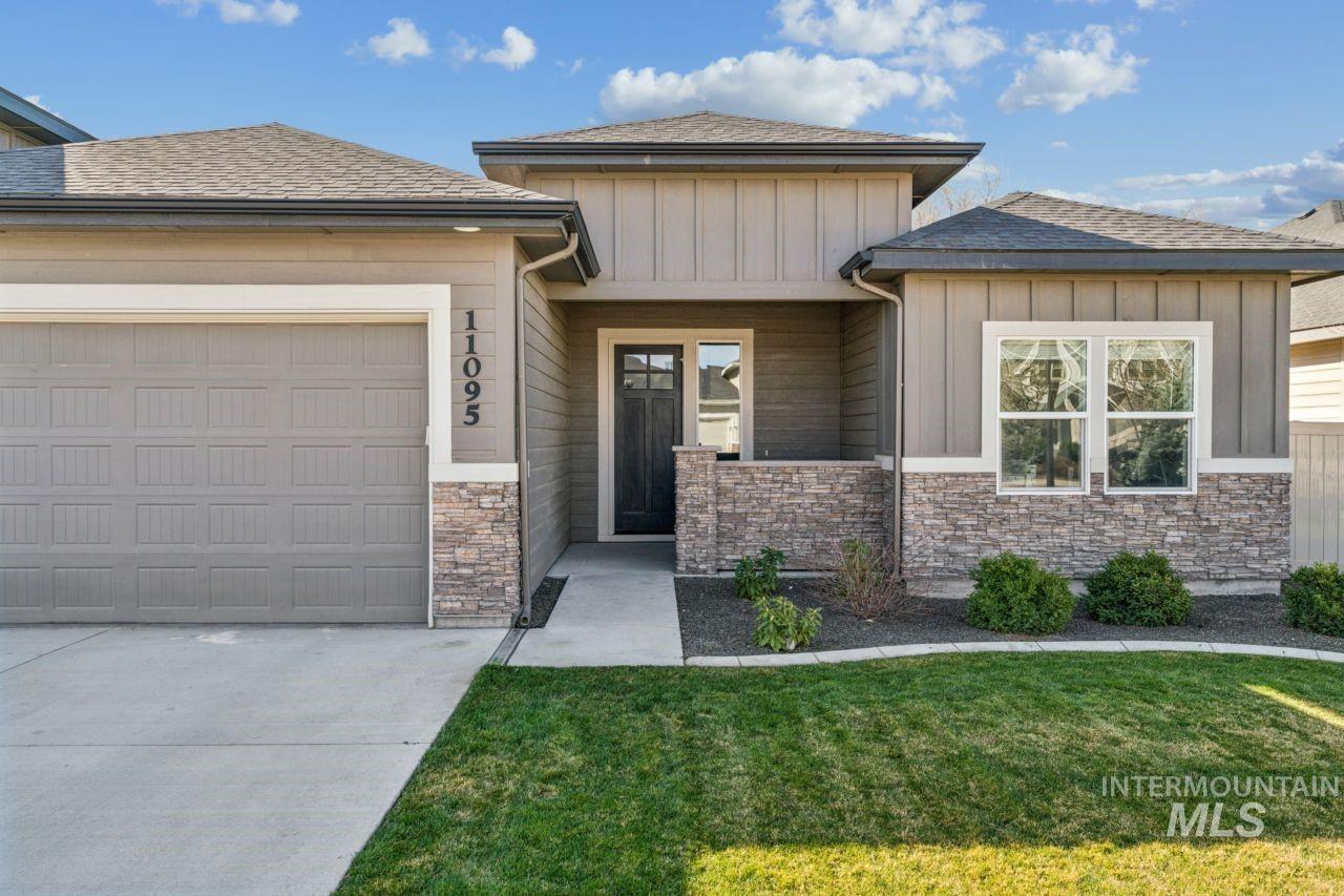 11095 Red Mountain Street, Caldwell, Idaho 83605, 3 Bedrooms, 2 Bathrooms, Residential For Sale, Price $575,000, 98979074