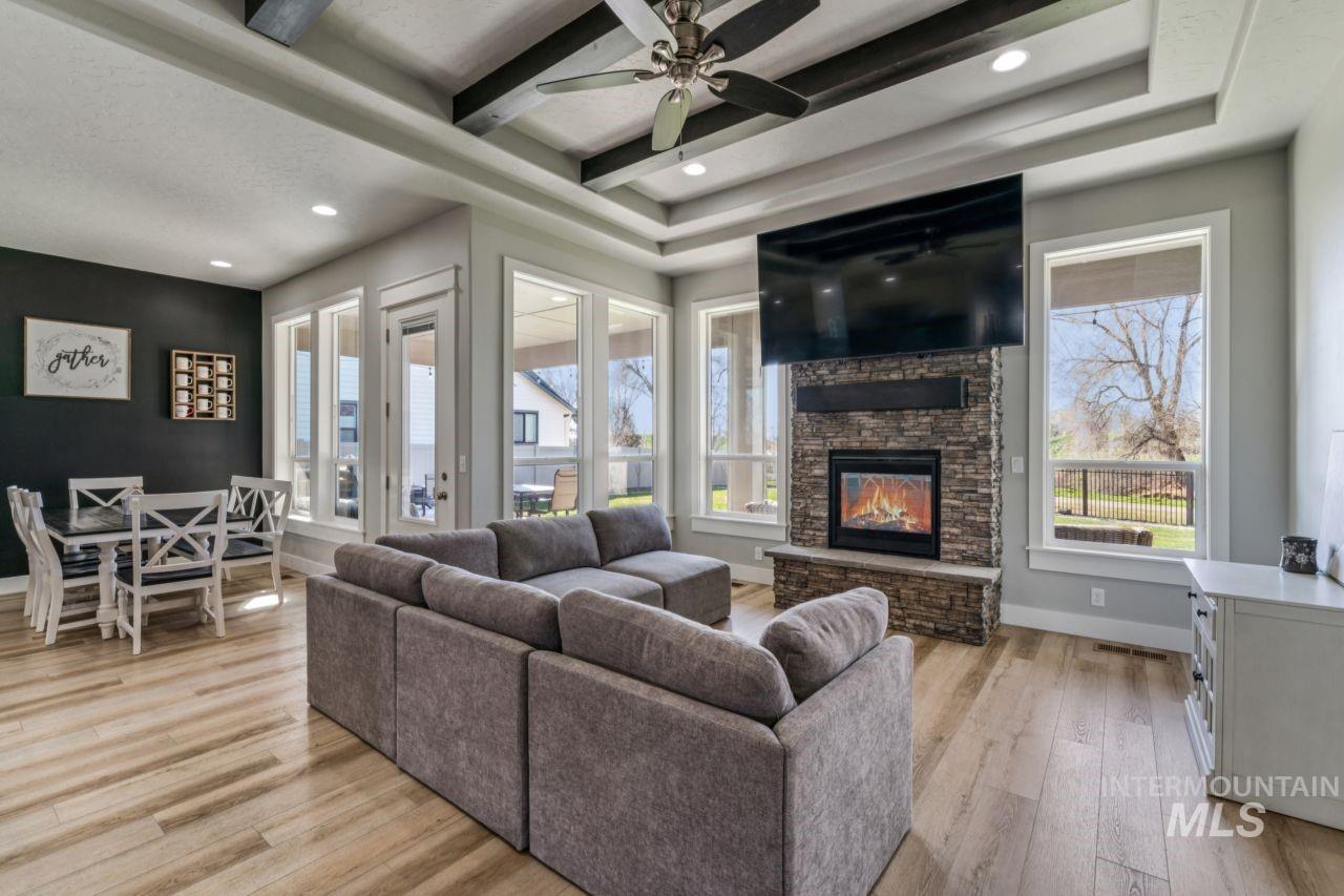 11095 Red Mountain Street, Caldwell, Idaho 83605, 3 Bedrooms, 2 Bathrooms, Residential For Sale, Price $575,000, 98979074