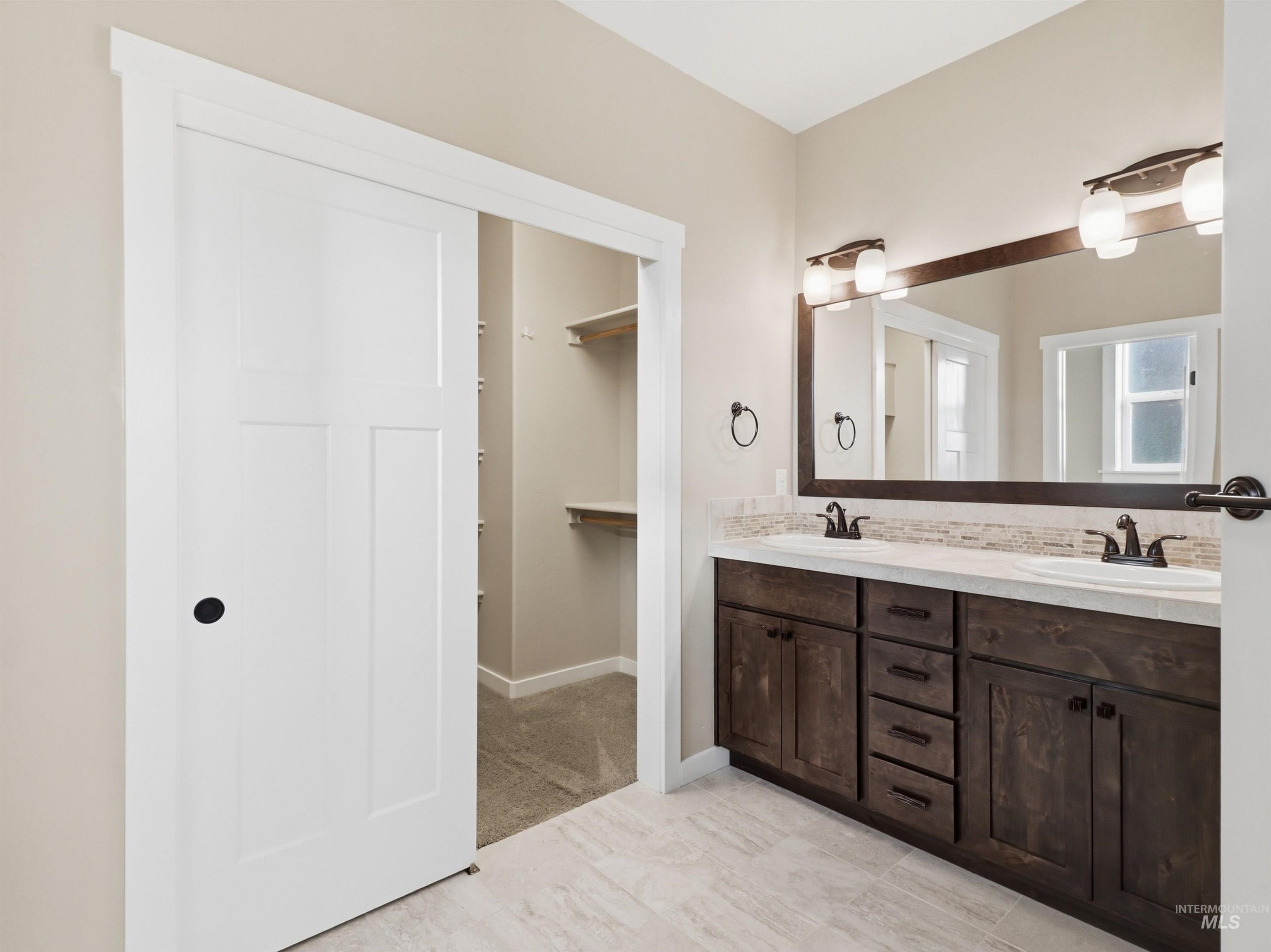 5824 W Tantallon St, Boise, Idaho 83714, 3 Bedrooms, 3 Bathrooms, Residential For Sale, Price $525,000, 98979076