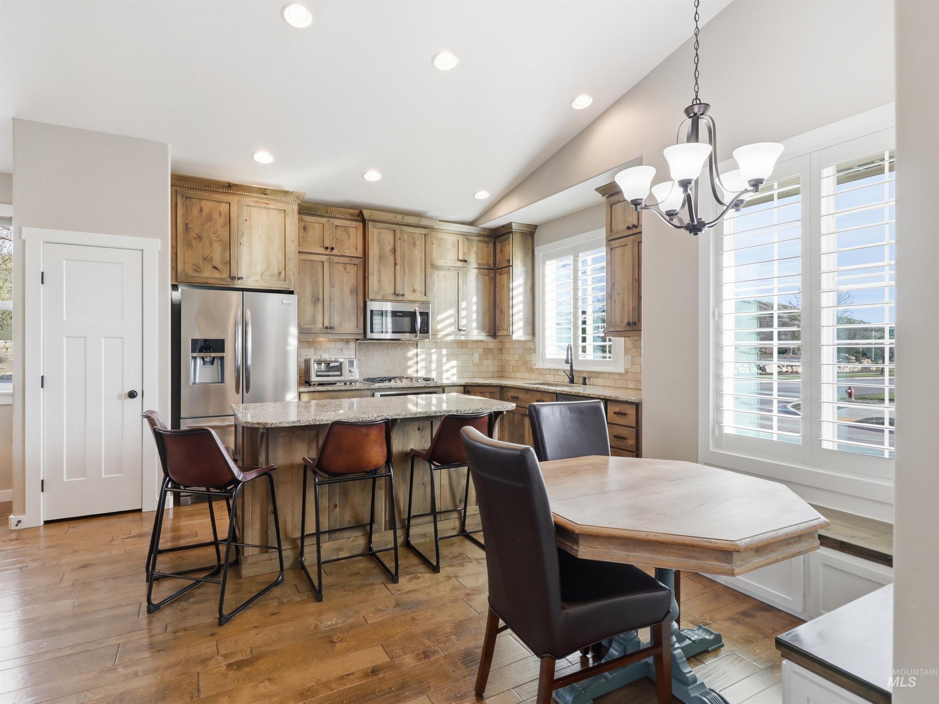 5824 W Tantallon St, Boise, Idaho 83714, 3 Bedrooms, 3 Bathrooms, Residential For Sale, Price $525,000, 98979076