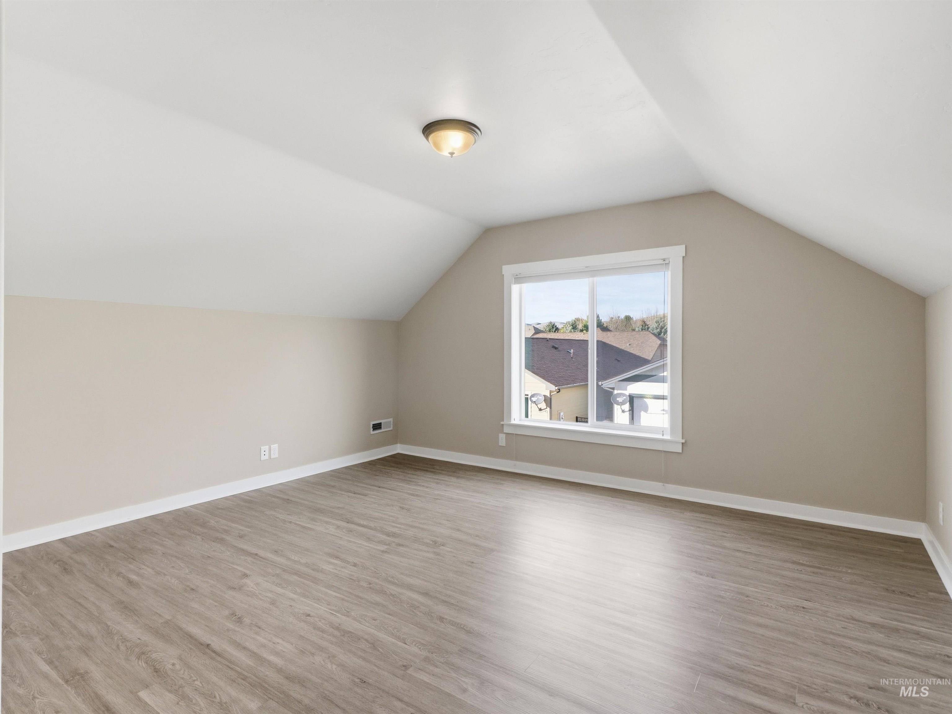 5824 W Tantallon St, Boise, Idaho 83714, 3 Bedrooms, 3 Bathrooms, Residential For Sale, Price $525,000, 98979076