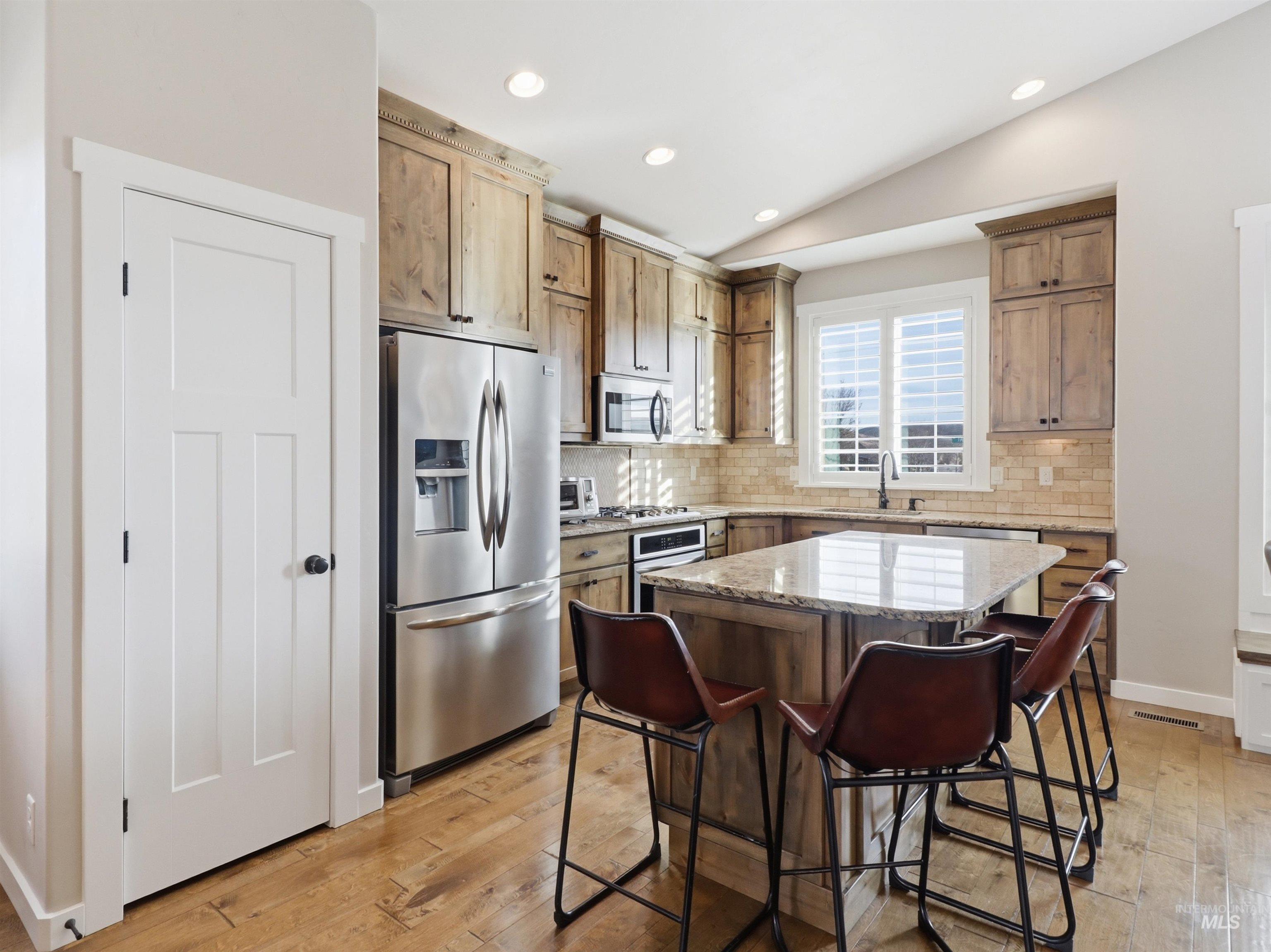 5824 W Tantallon St, Boise, Idaho 83714, 3 Bedrooms, 3 Bathrooms, Residential For Sale, Price $525,000, 98979076